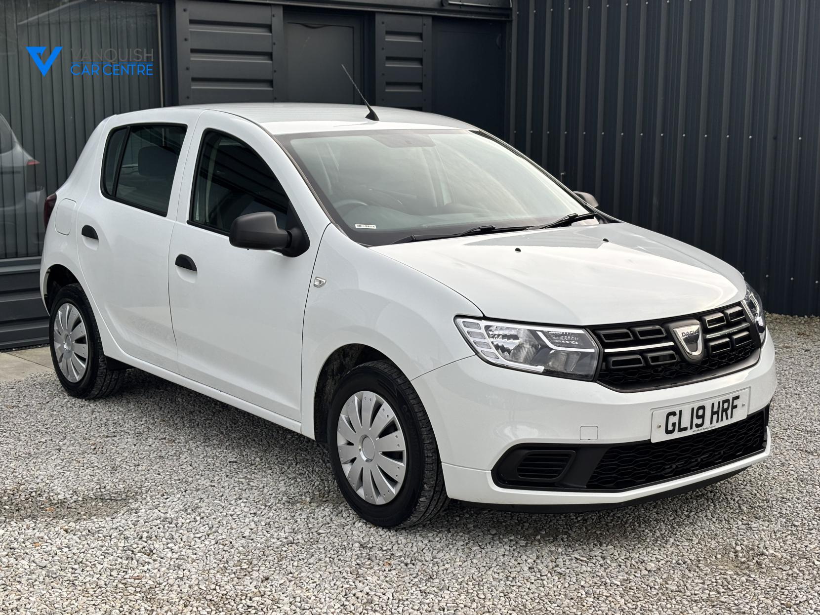 Dacia Sandero 1.0 SCe Essential Hatchback 5dr Petrol Manual Euro 6 (75 ps)