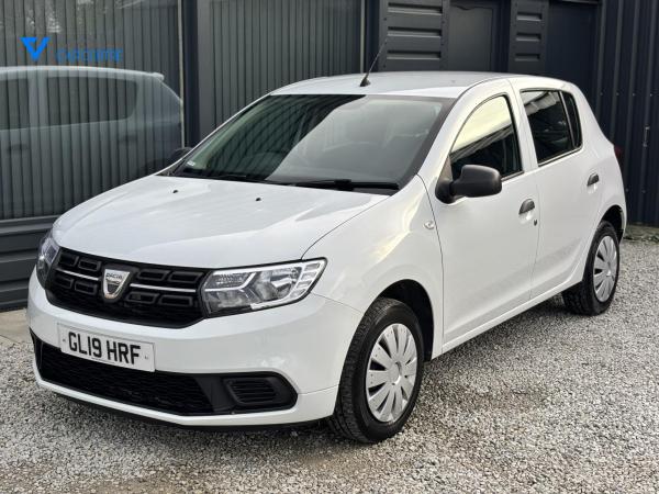 Dacia Sandero 1.0 SCe Essential Hatchback 5dr Petrol Manual Euro 6 (75 ps)