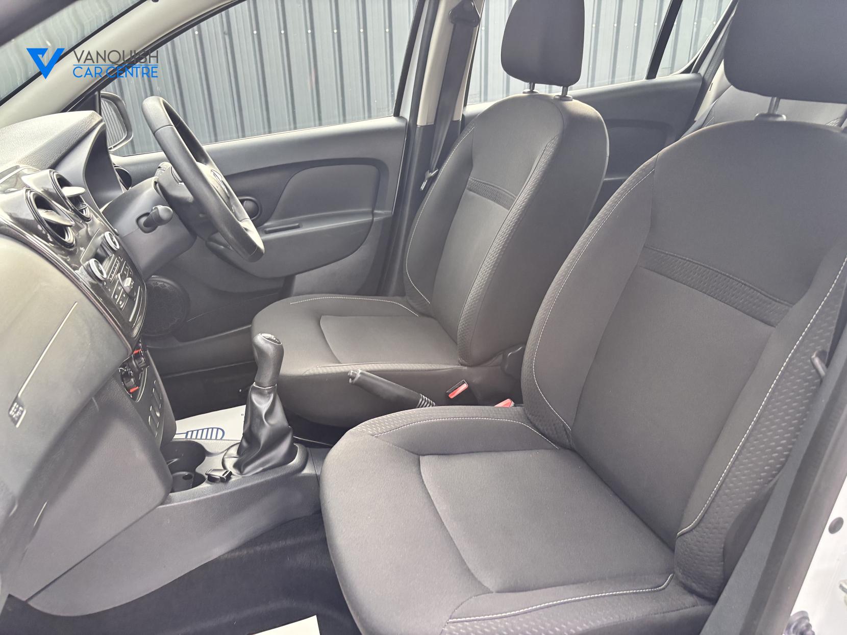 Dacia Sandero 1.0 SCe Essential Hatchback 5dr Petrol Manual Euro 6 (75 ps)