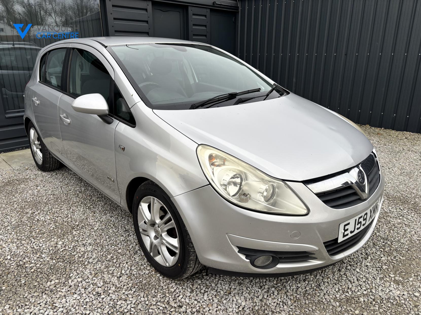 Vauxhall Corsa 1.4i 16v Design Hatchback 5dr Petrol Manual (a/c) (146 g/km, 89 bhp)