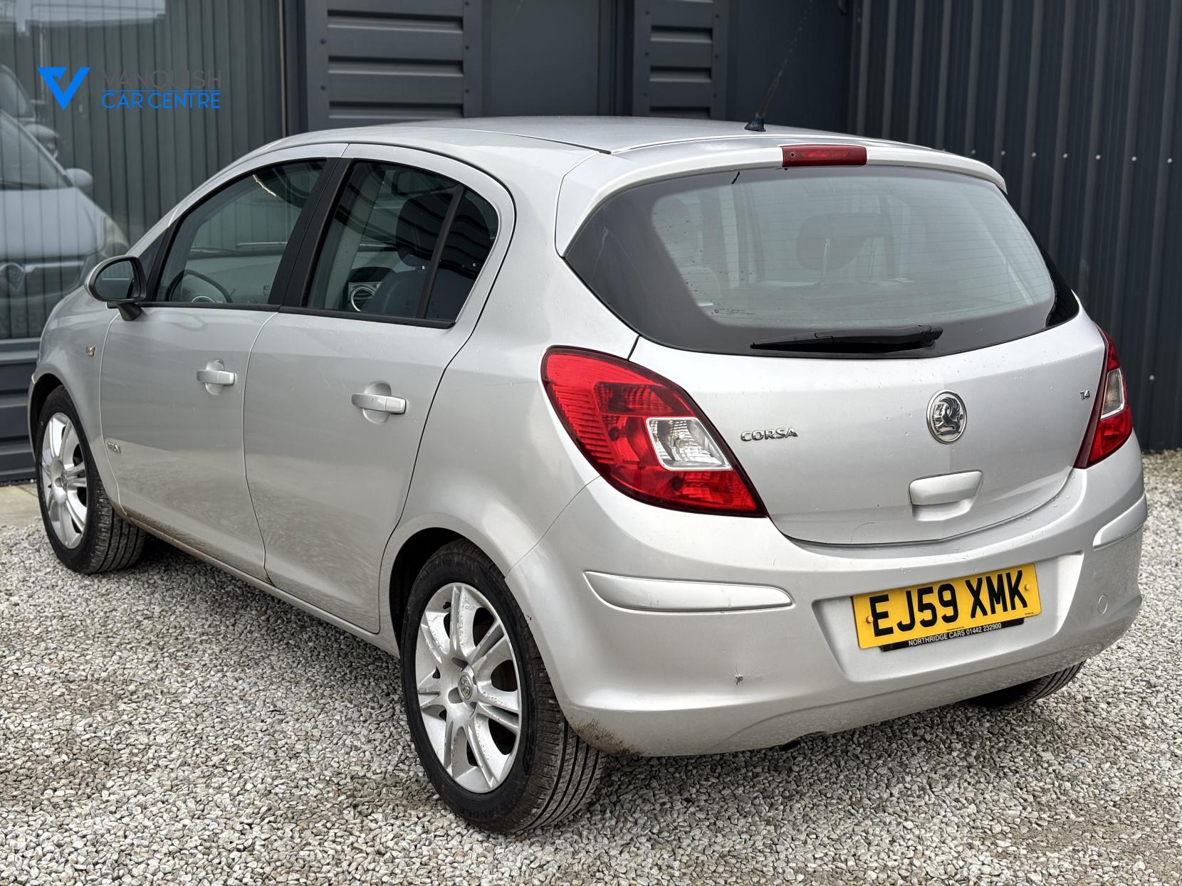 Vauxhall Corsa 1.4i 16v Design Hatchback 5dr Petrol Manual (a/c) (146 g/km, 89 bhp)