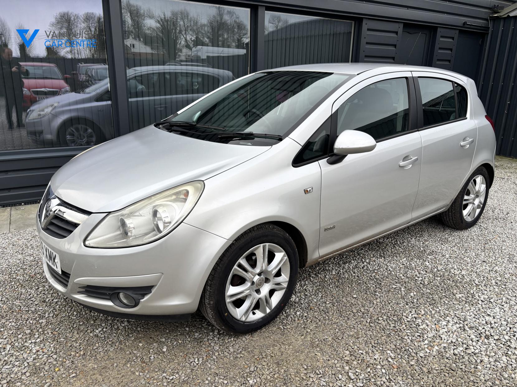 Vauxhall Corsa 1.4i 16v Design Hatchback 5dr Petrol Manual (a/c) (146 g/km, 89 bhp)