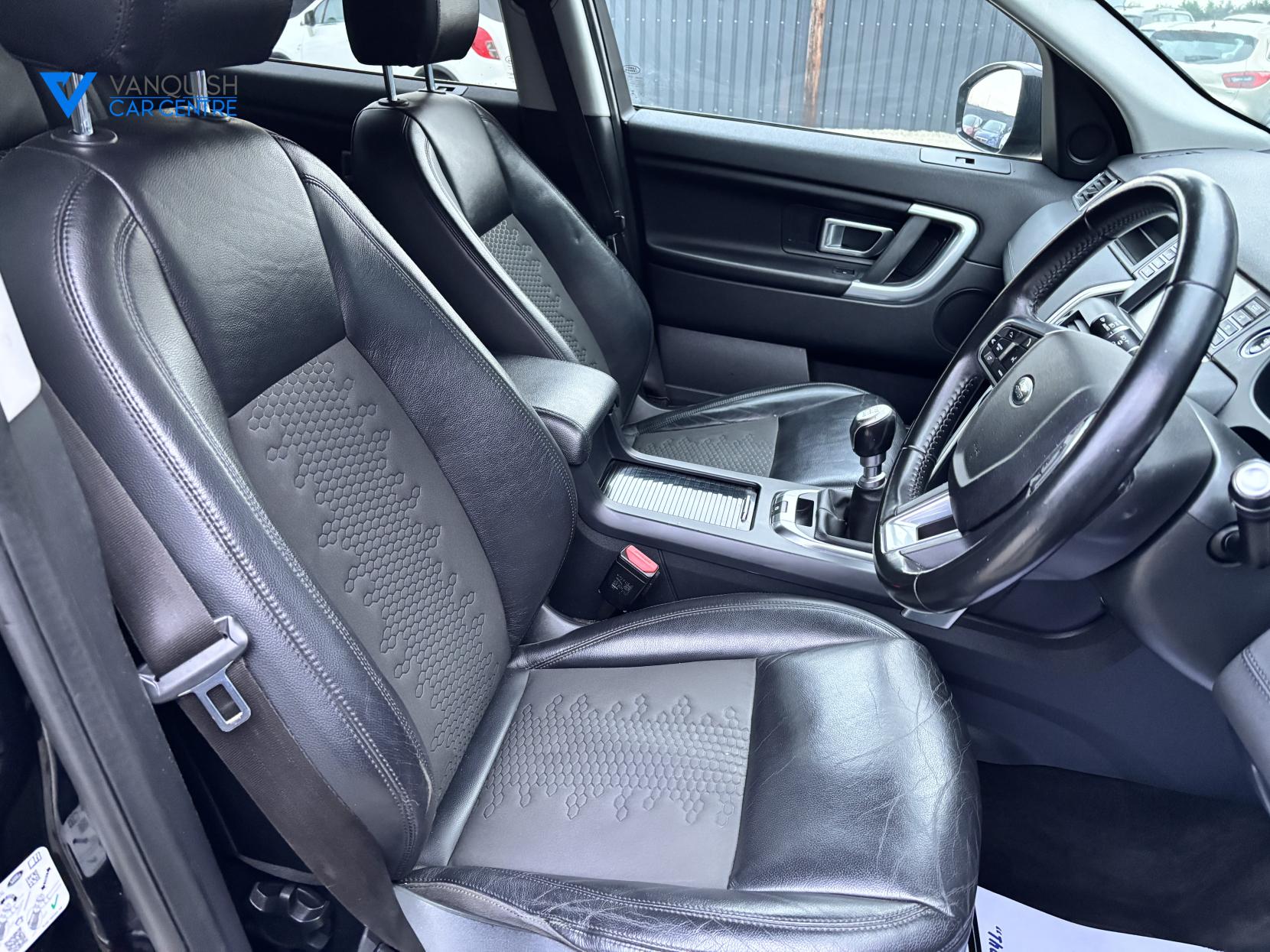 Land Rover Discovery Sport 2.0 TD4 SE Tech SUV 5dr Diesel Manual 4WD Euro 6 (s/s) (180 ps)