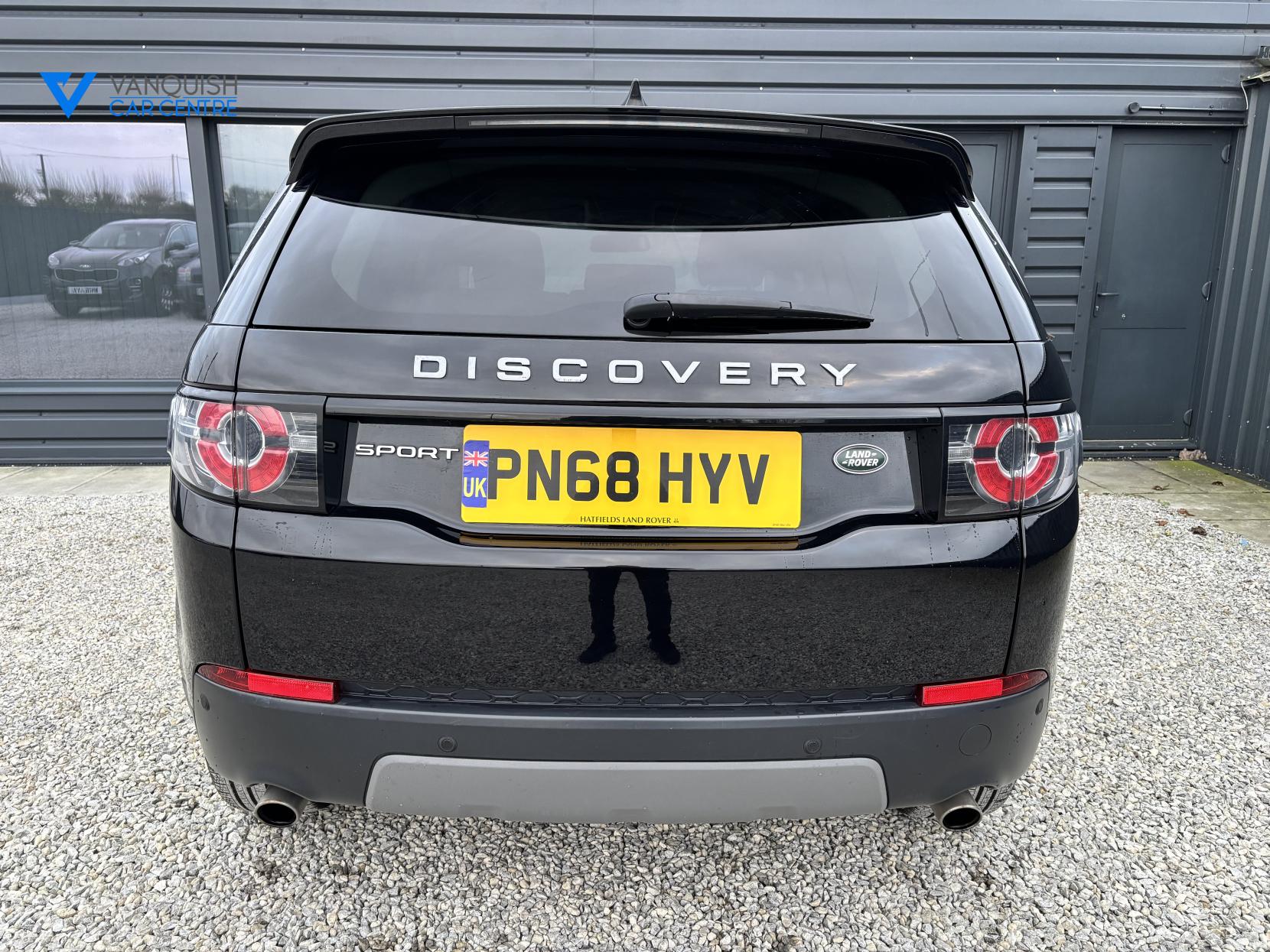 Land Rover Discovery Sport 2.0 TD4 SE Tech SUV 5dr Diesel Manual 4WD Euro 6 (s/s) (180 ps)