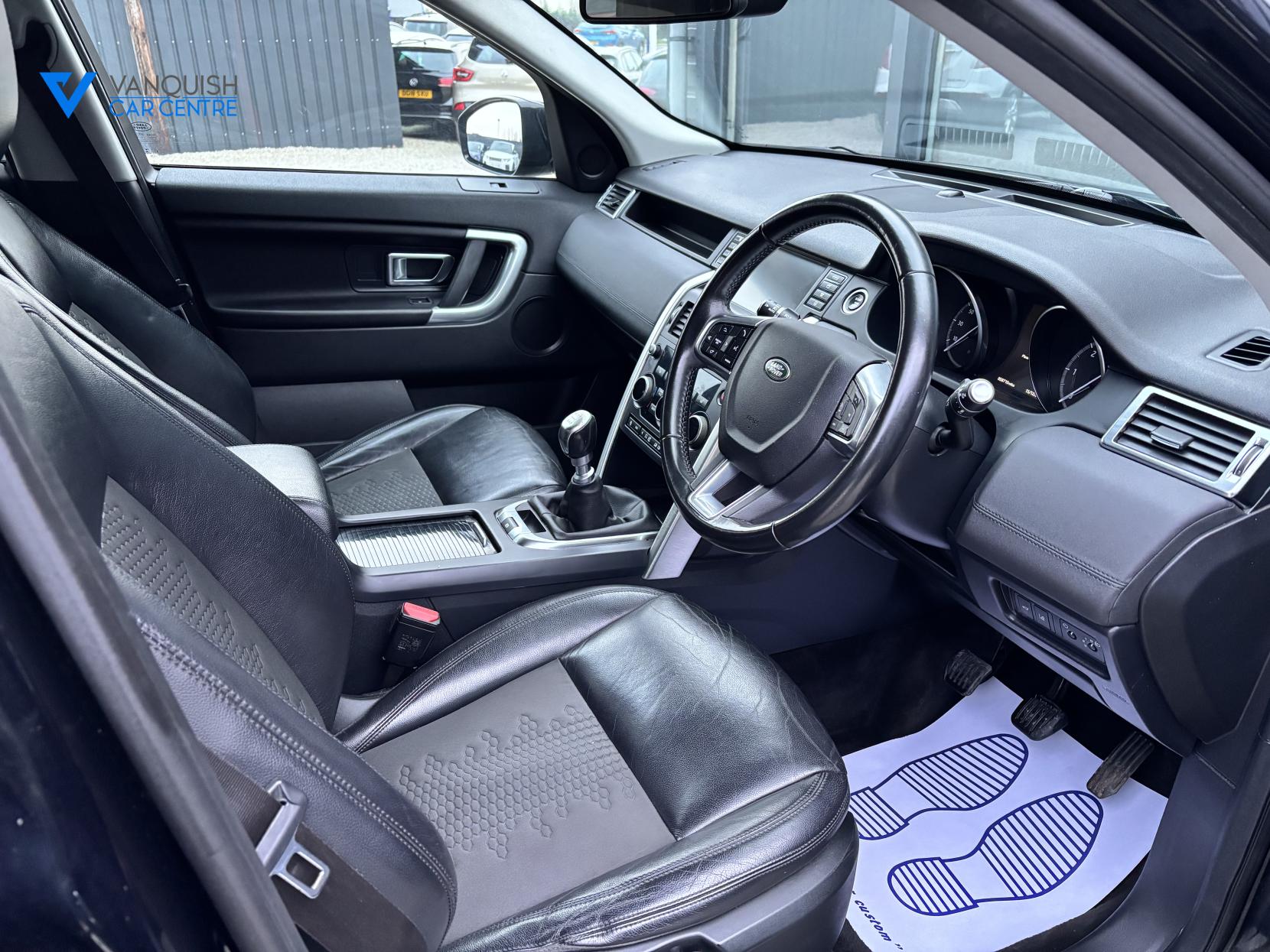 Land Rover Discovery Sport 2.0 TD4 SE Tech SUV 5dr Diesel Manual 4WD Euro 6 (s/s) (180 ps)