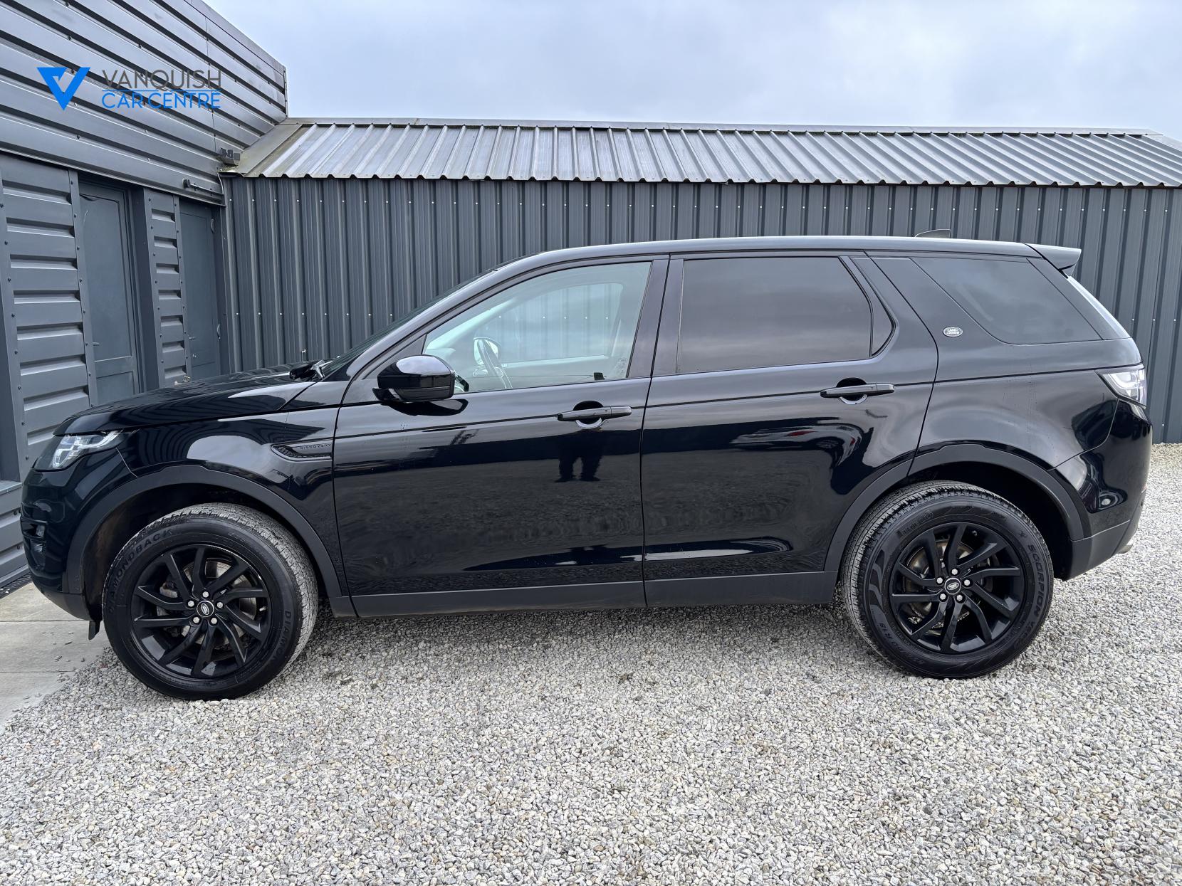 Land Rover Discovery Sport 2.0 TD4 SE Tech SUV 5dr Diesel Manual 4WD Euro 6 (s/s) (180 ps)