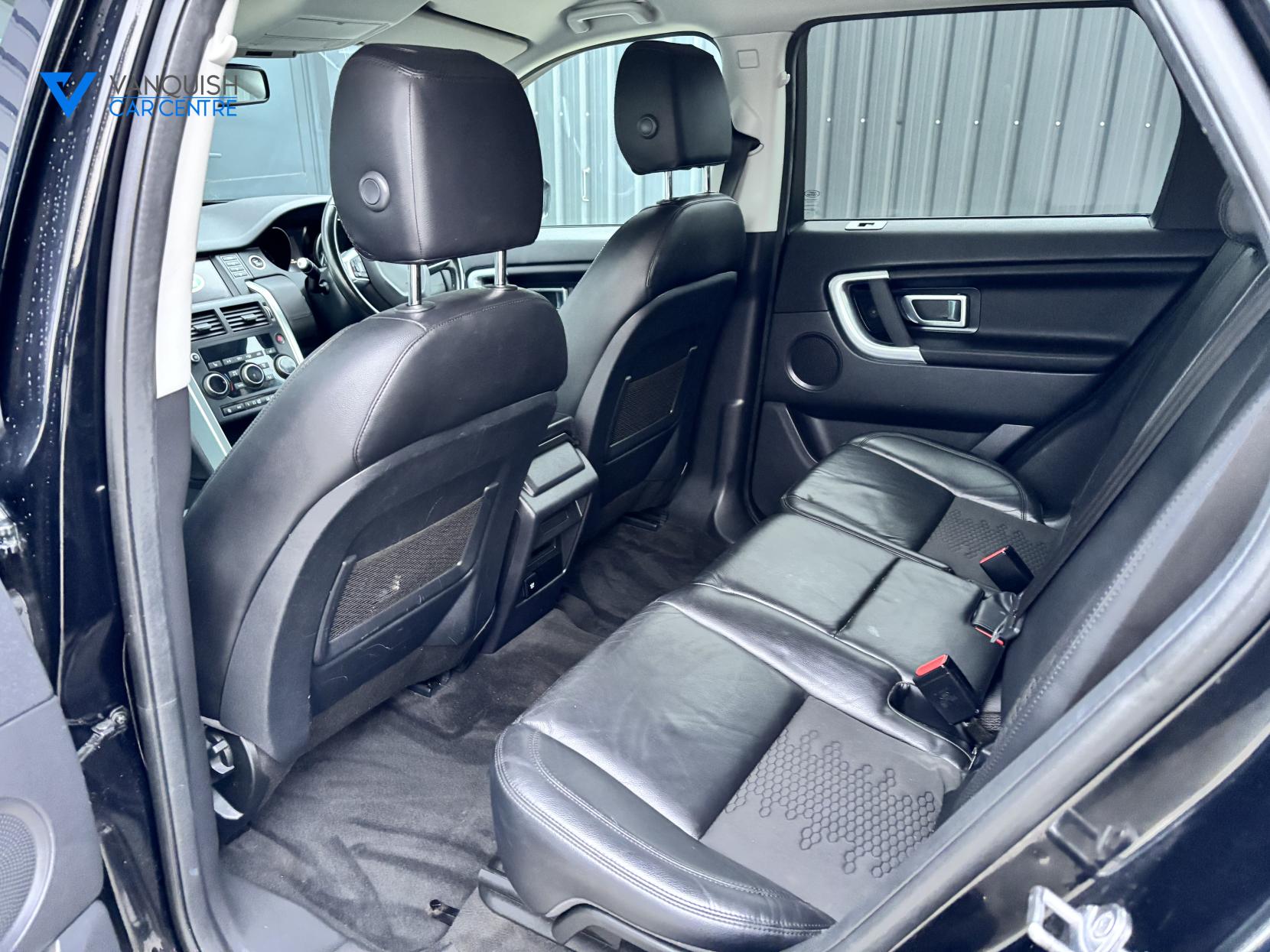 Land Rover Discovery Sport 2.0 TD4 SE Tech SUV 5dr Diesel Manual 4WD Euro 6 (s/s) (180 ps)