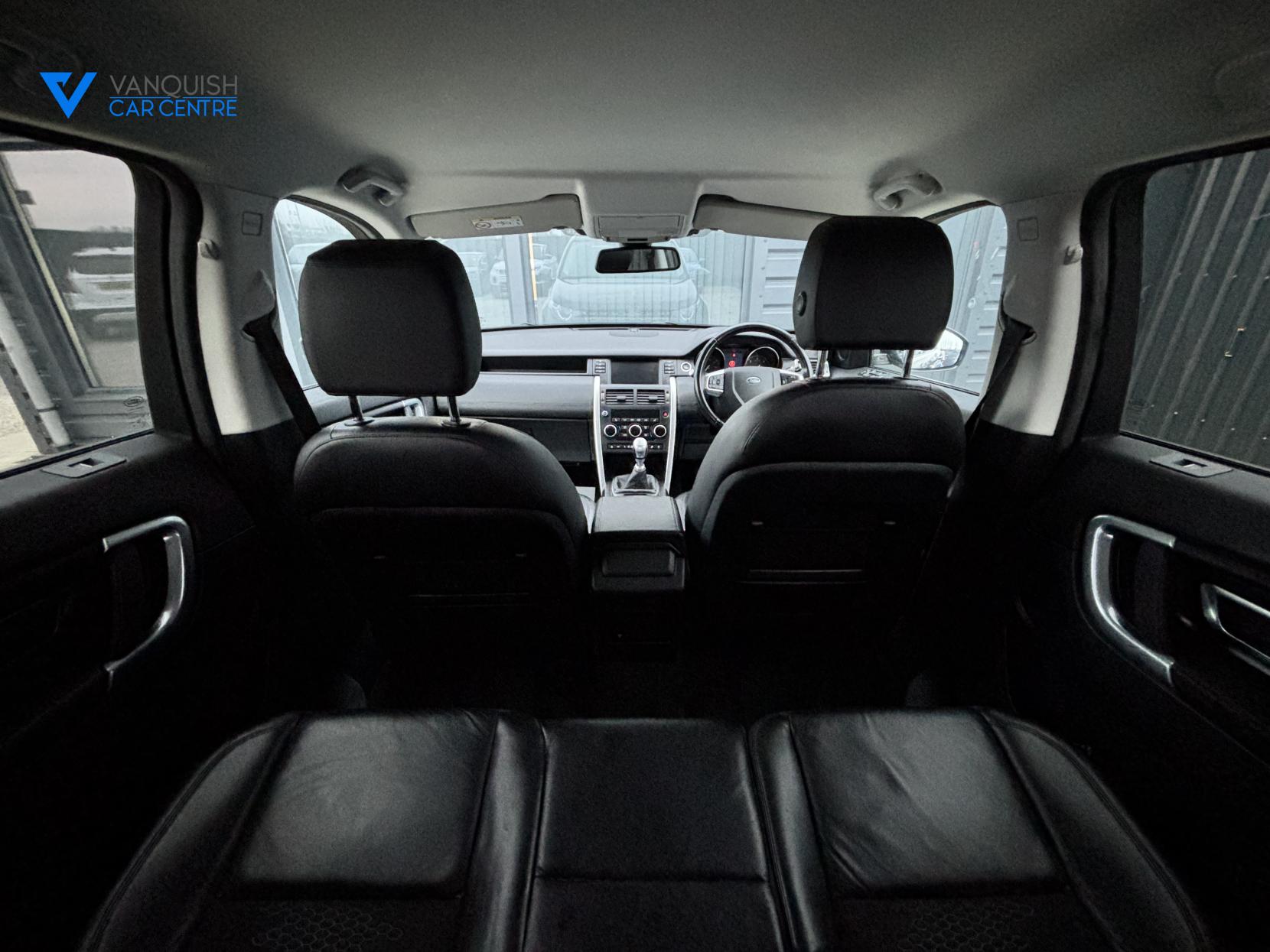 Land Rover Discovery Sport 2.0 TD4 SE Tech SUV 5dr Diesel Manual 4WD Euro 6 (s/s) (180 ps)