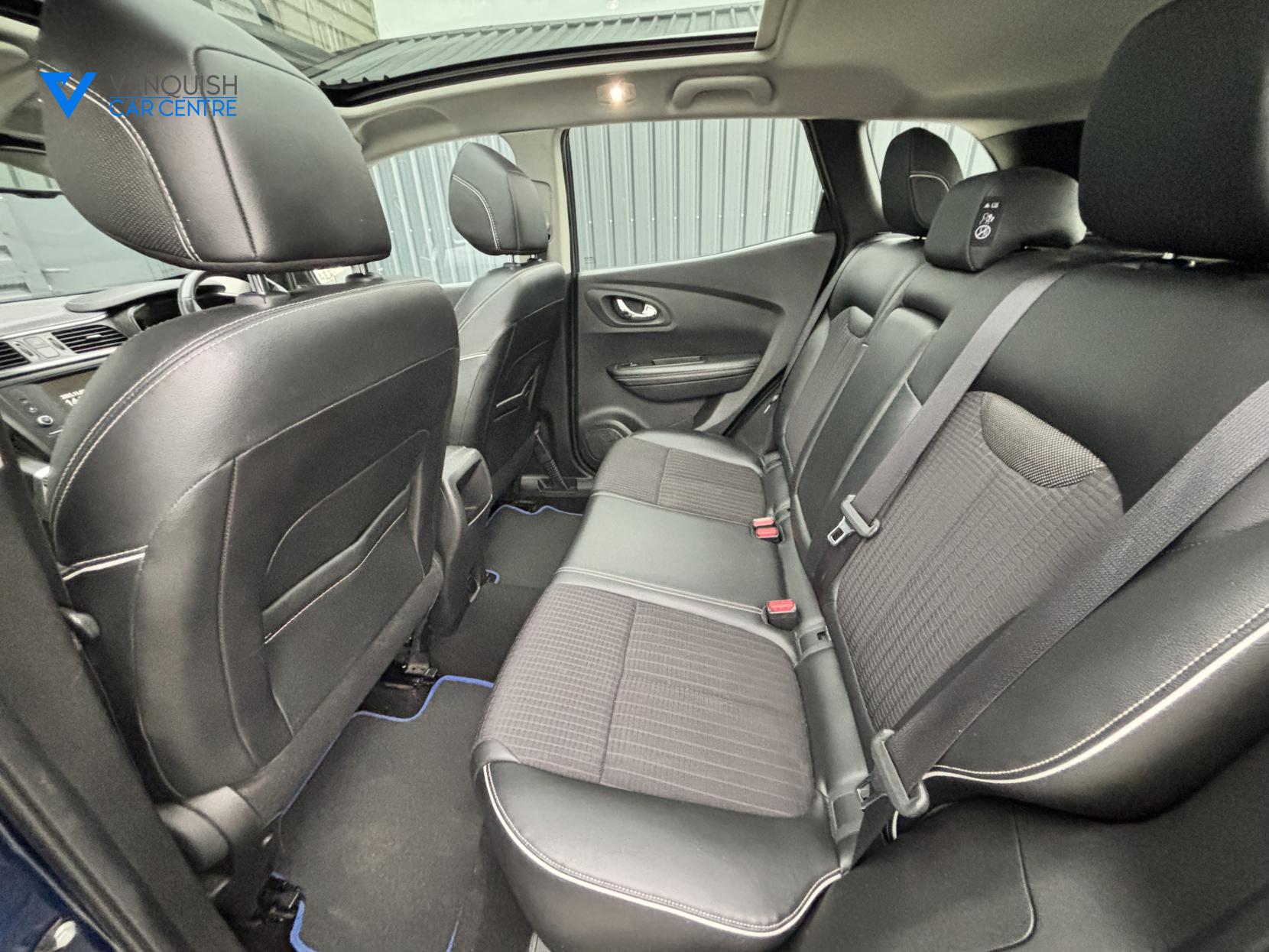 Renault Kadjar 1.2 TCe Signature Nav SUV 5dr Petrol Manual Euro 6 (s/s) (130 ps)