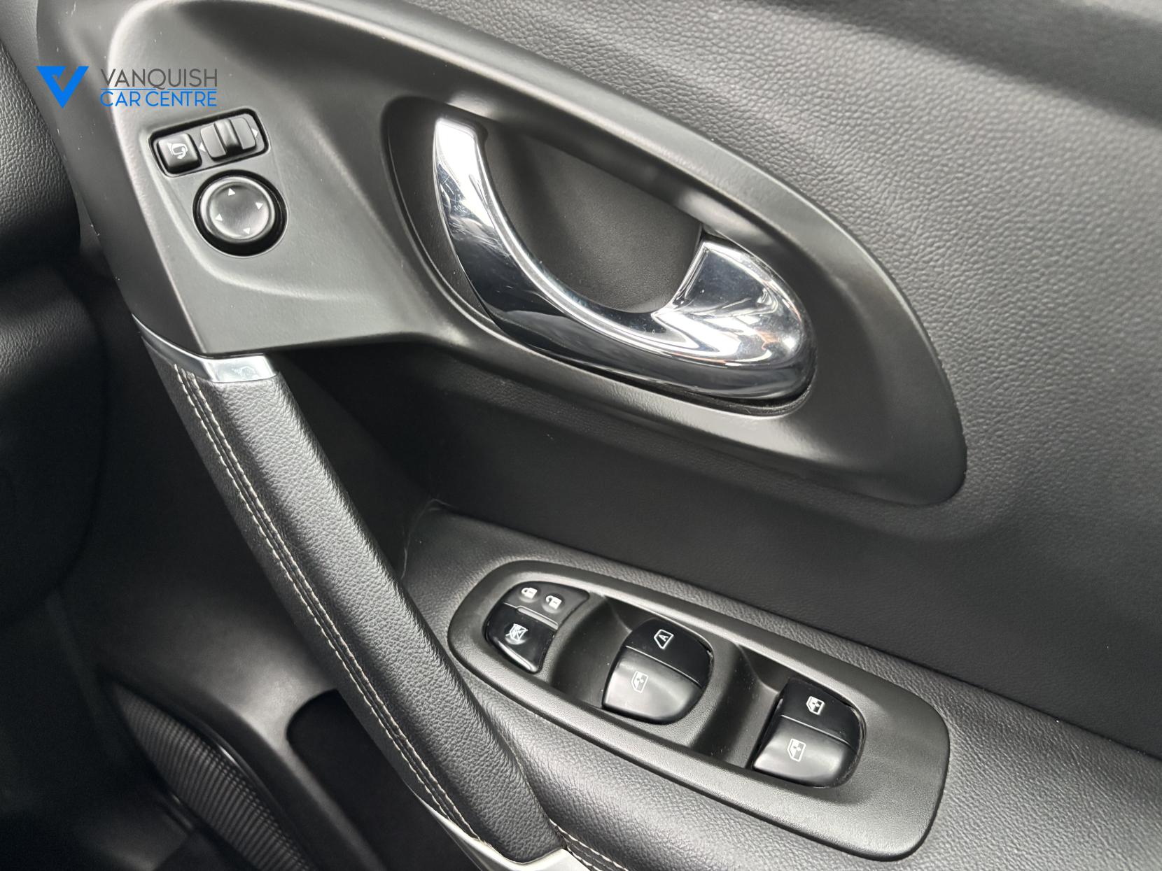 Renault Kadjar 1.2 TCe Signature Nav SUV 5dr Petrol Manual Euro 6 (s/s) (130 ps)