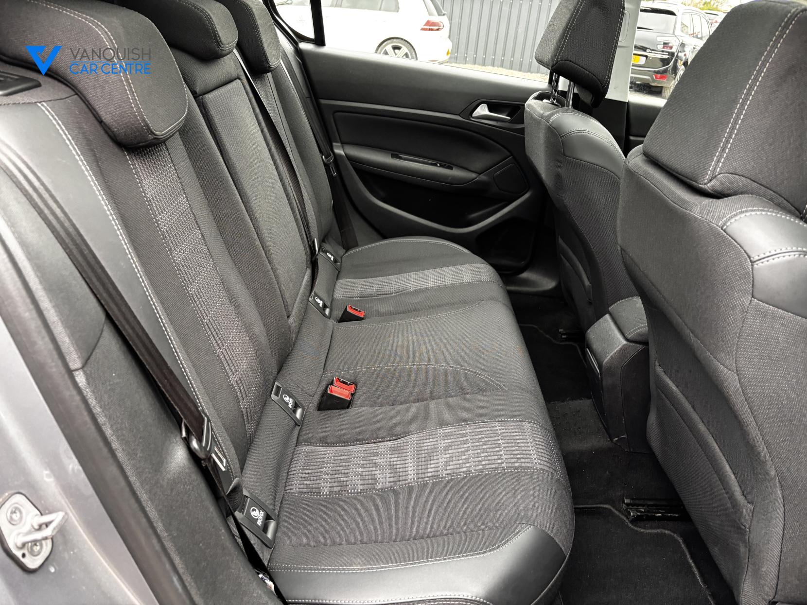 Peugeot 308 1.5 BlueHDi Allure Hatchback 5dr Diesel Manual Euro 6 (s/s) (130 ps)