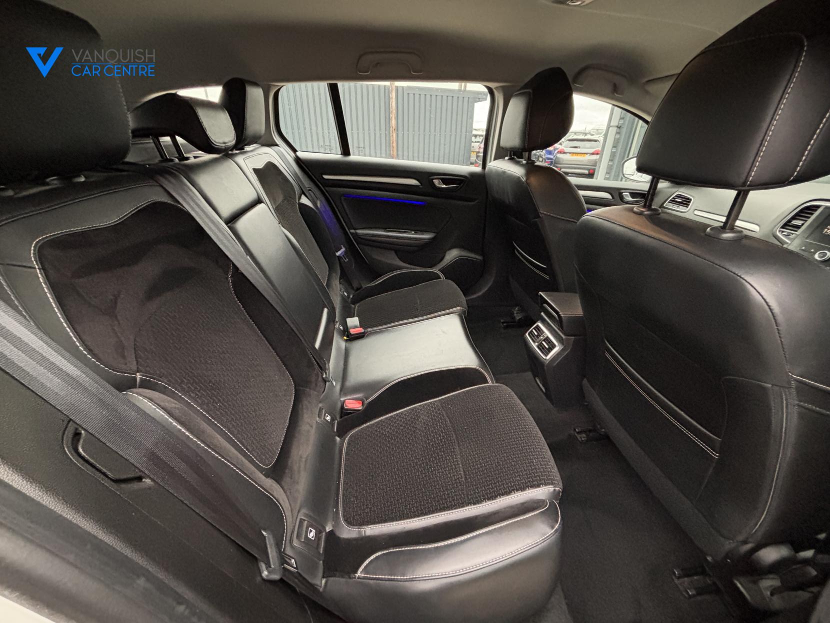 Renault Megane 1.5 dCi Dynamique Nav Sport Tourer 5dr Diesel Manual Euro 6 (s/s) (110 ps)