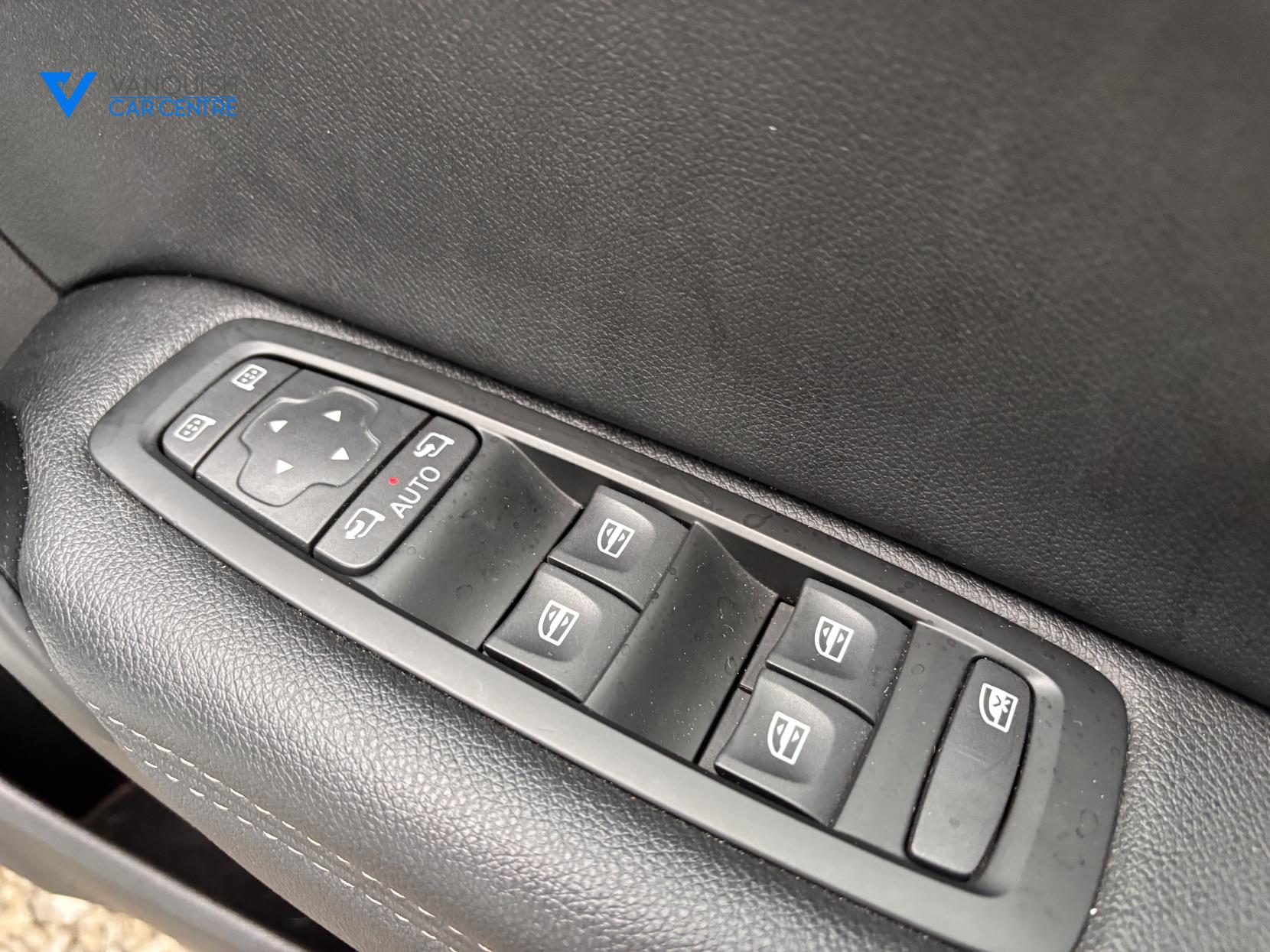 Renault Megane 1.5 dCi Dynamique Nav Sport Tourer 5dr Diesel Manual Euro 6 (s/s) (110 ps)