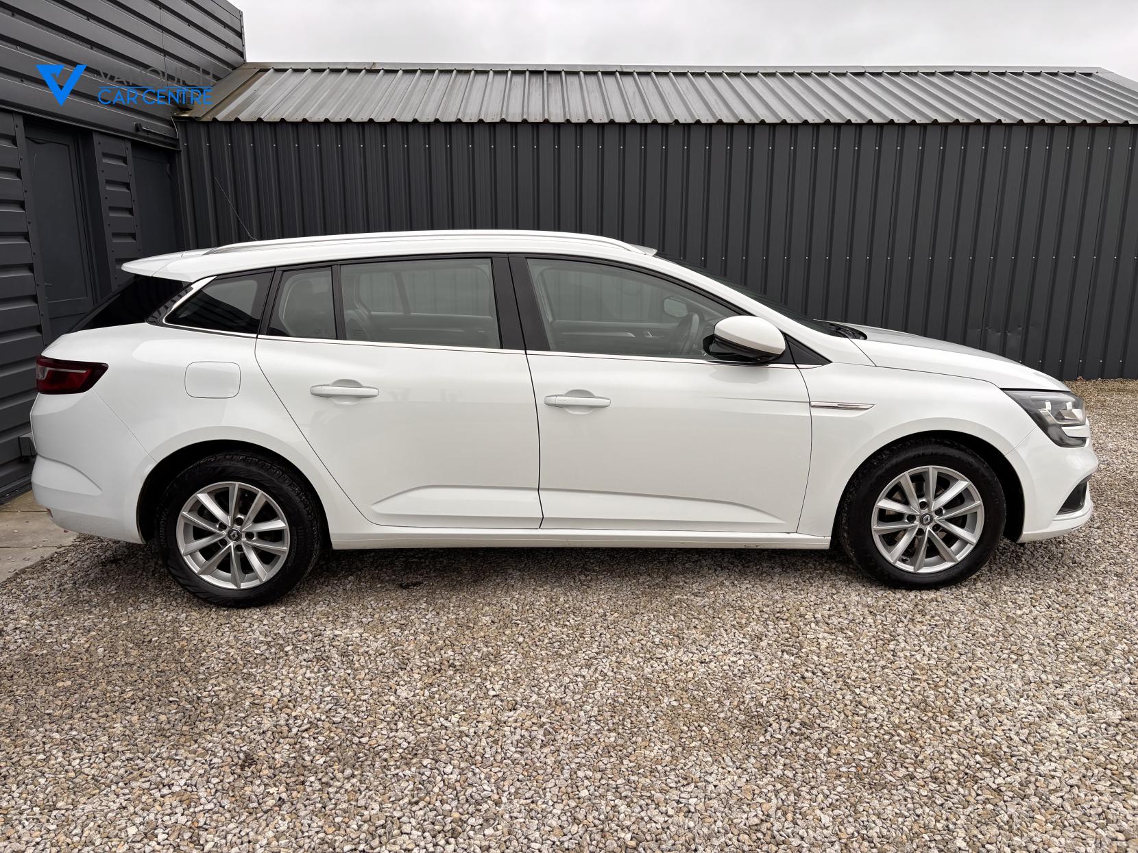 Renault Megane 1.5 dCi Dynamique Nav Sport Tourer 5dr Diesel Manual Euro 6 (s/s) (110 ps)