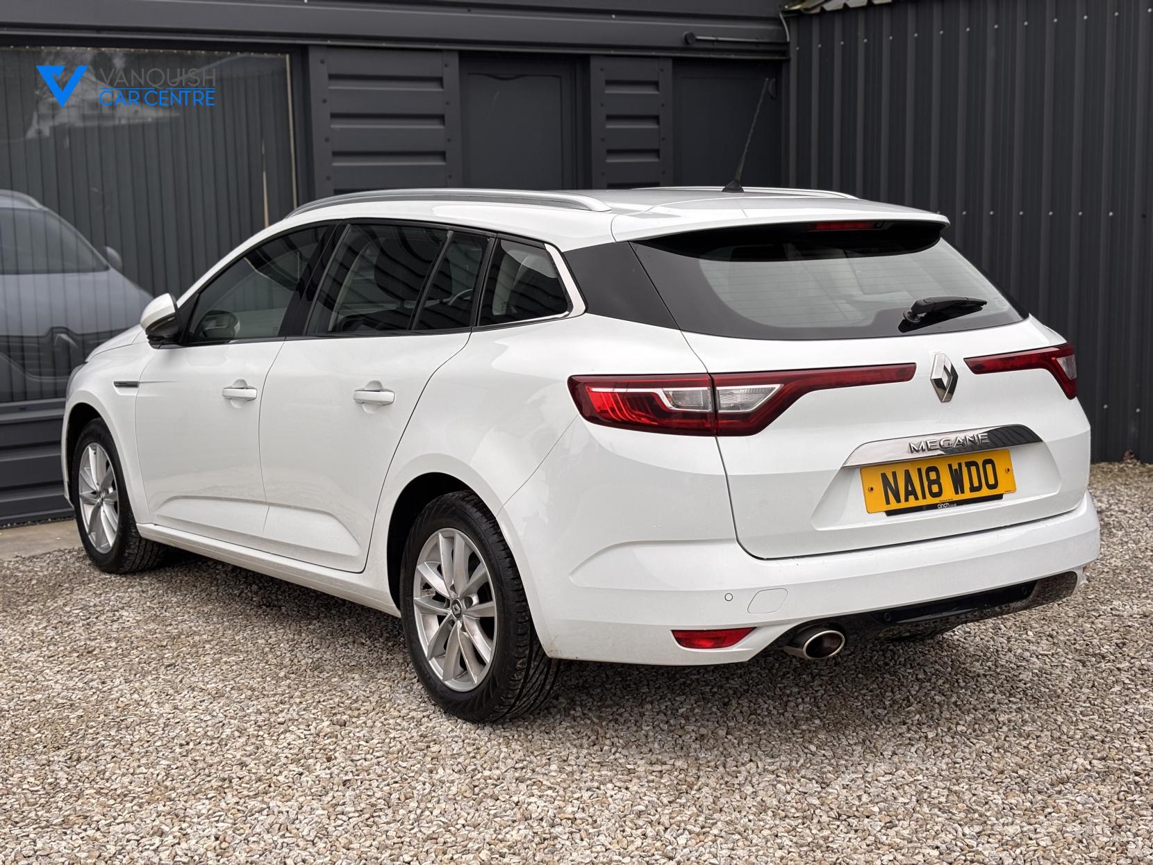 Renault Megane 1.5 dCi Dynamique Nav Sport Tourer 5dr Diesel Manual Euro 6 (s/s) (110 ps)