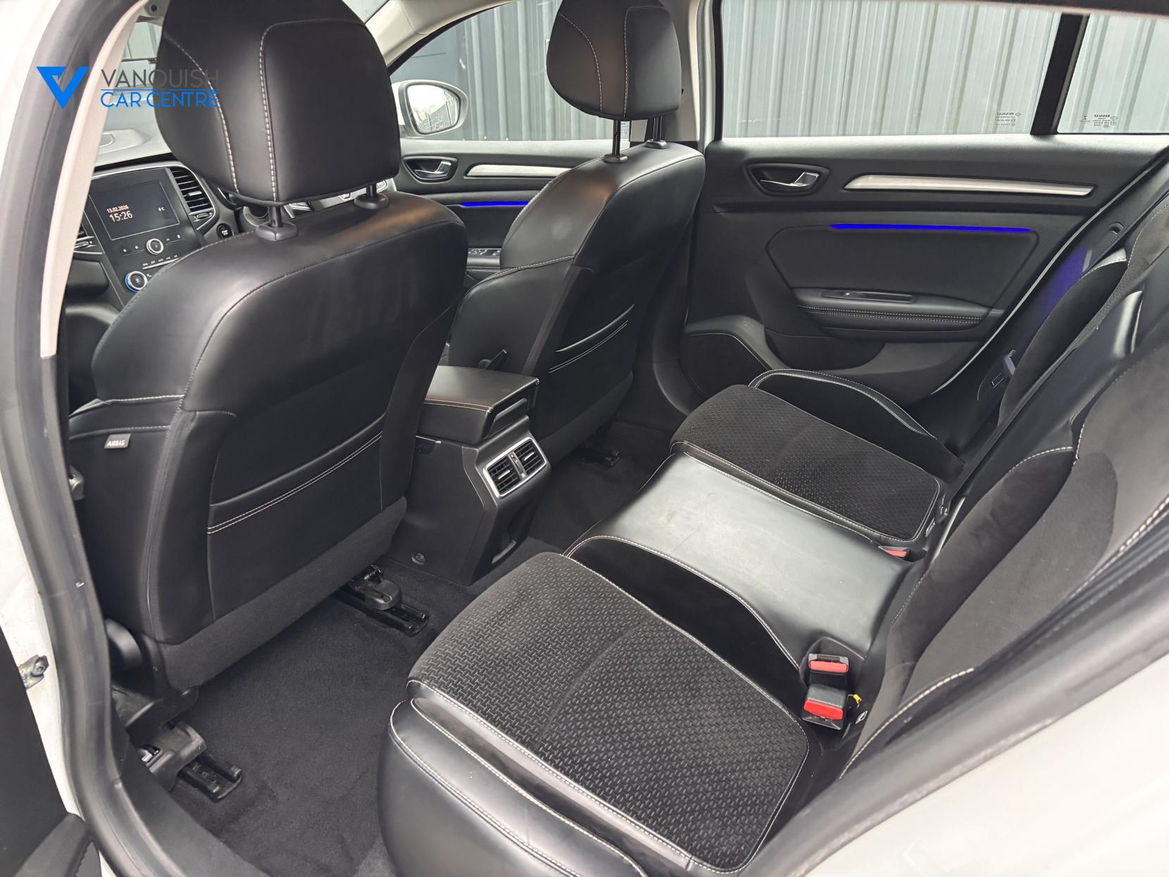 Renault Megane 1.5 dCi Dynamique Nav Sport Tourer 5dr Diesel Manual Euro 6 (s/s) (110 ps)