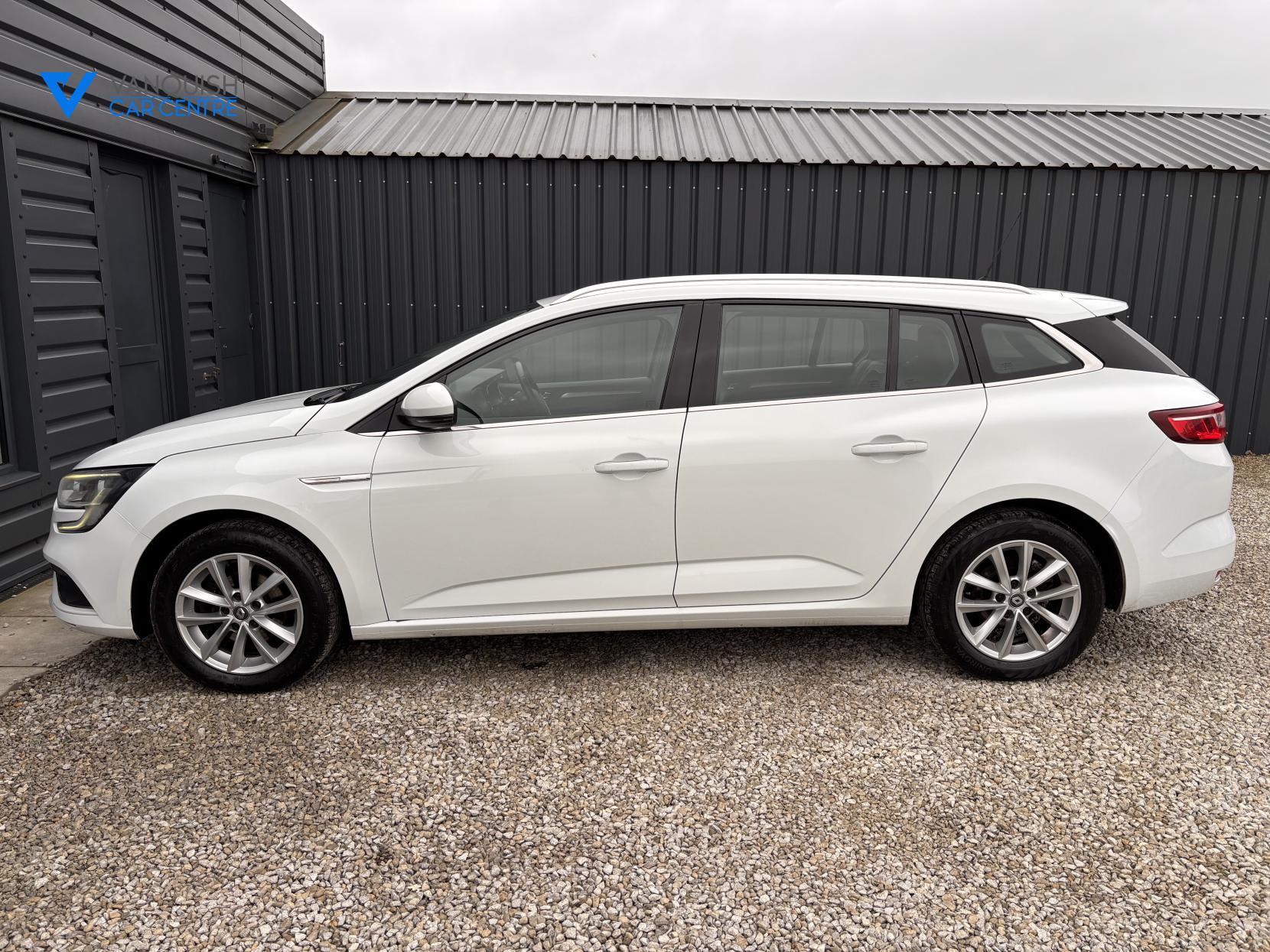 Renault Megane 1.5 dCi Dynamique Nav Sport Tourer 5dr Diesel Manual Euro 6 (s/s) (110 ps)