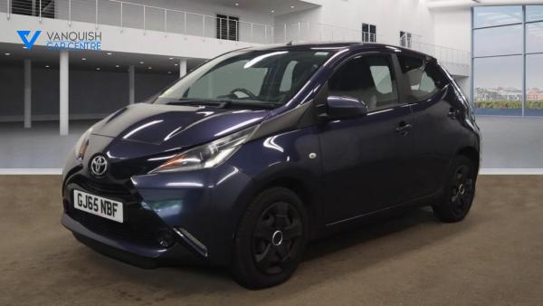 Toyota AYGO 1.0 VVT-i x-play Hatchback 5dr Petrol Manual Euro 5 Euro 5 (68 ps)