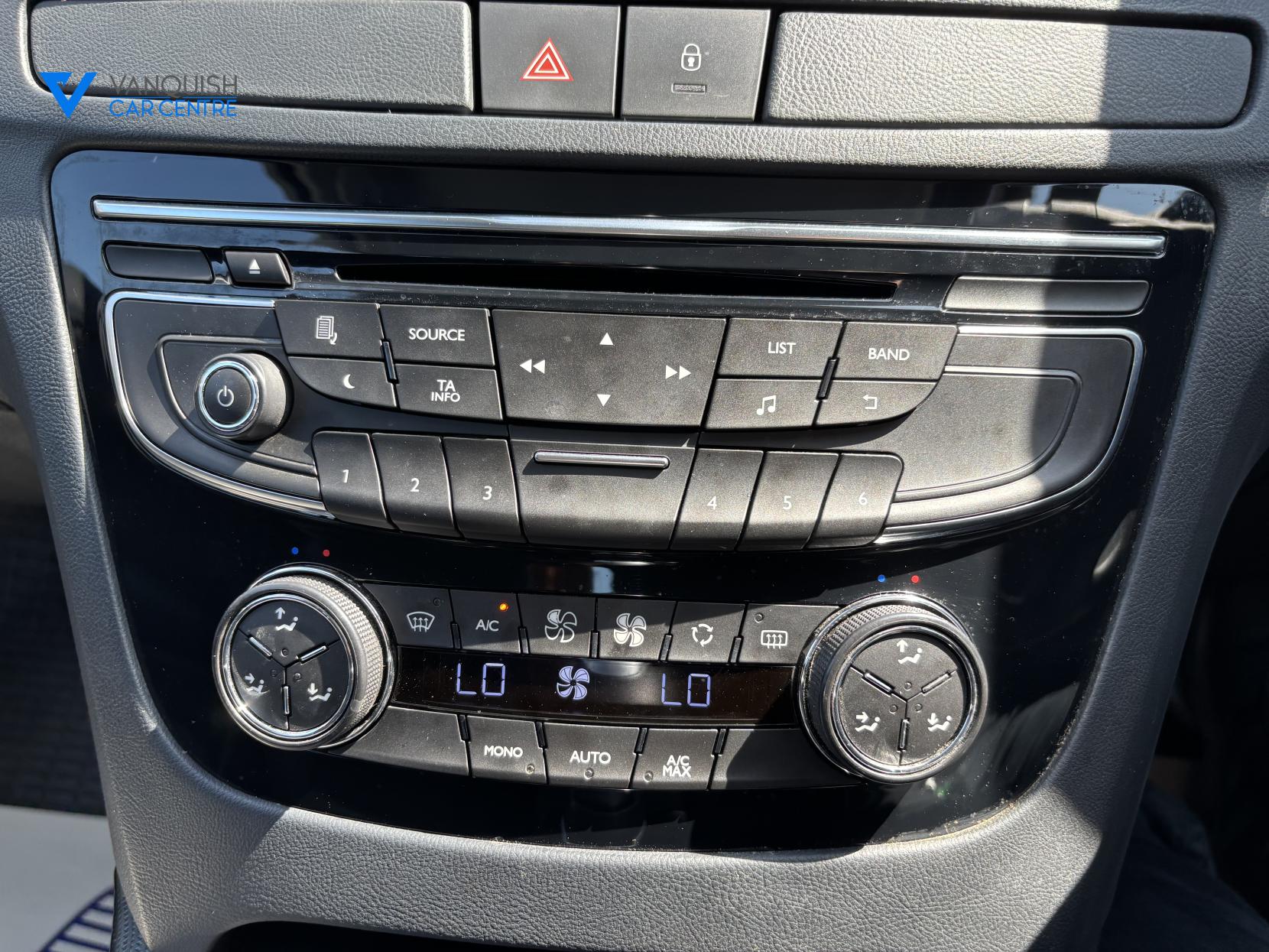 Peugeot 508 1.6 e-HDi Allure Saloon 4dr Diesel EGC Euro 5 (s/s) (115 ps)