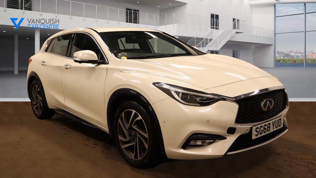 Infiniti Q30 1.5d Luxe Tech Hatchback 5dr Diesel DCT Euro 6 (s/s) (109 ps)