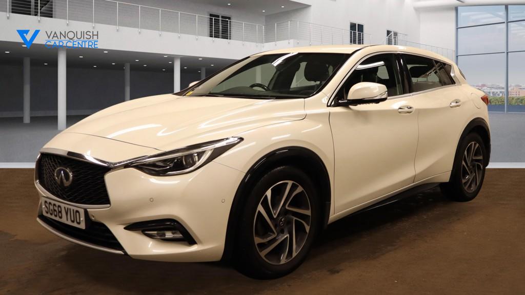 Infiniti Q30 1.5d Luxe Tech Hatchback 5dr Diesel DCT Euro 6 (s/s) (109 ps)