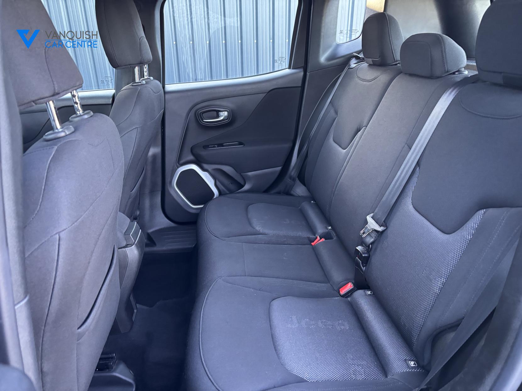 Jeep Renegade 1.4T MultiAirII Longitude SUV 5dr Petrol DDCT Euro 6 (s/s) (140 ps)