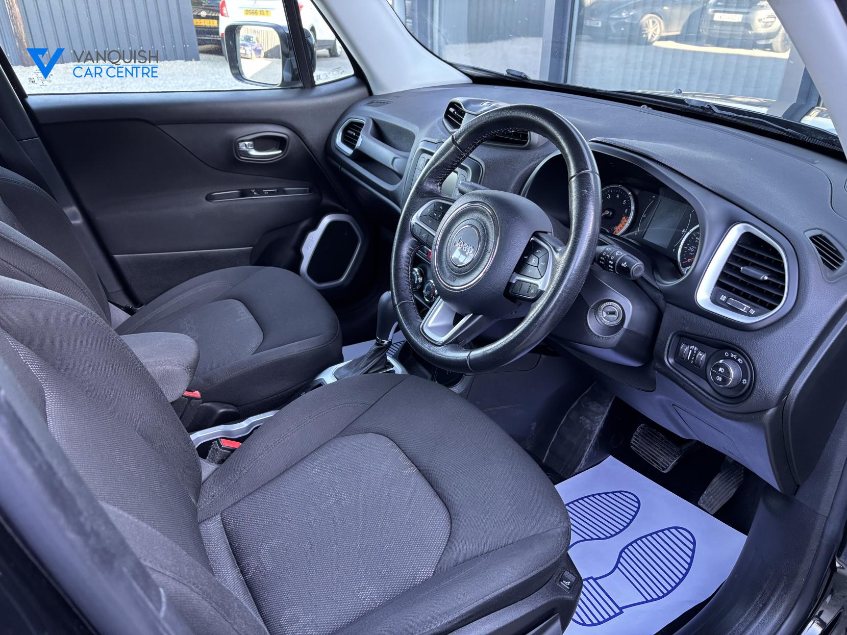 Jeep Renegade 1.4T MultiAirII Longitude SUV 5dr Petrol DDCT Euro 6 (s/s) (140 ps)