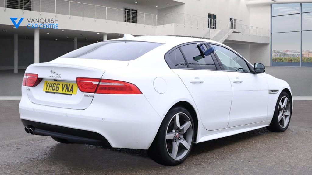 Jaguar XE 2.0d R-Sport Saloon 4dr Diesel Auto Euro 6 (s/s) (180 ps)