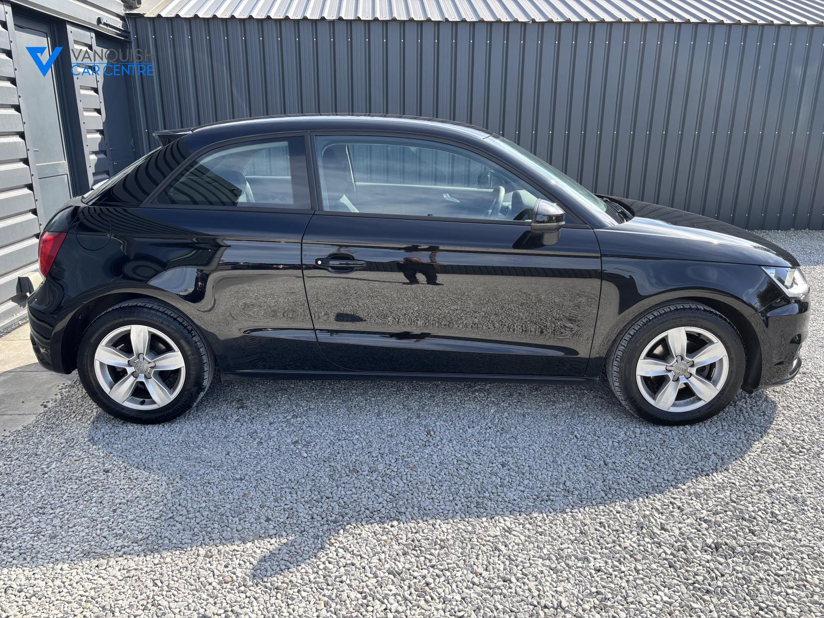 Audi A1 1.0 TFSI SE Hatchback 3dr Petrol Manual Euro 6 (s/s) (95 ps)
