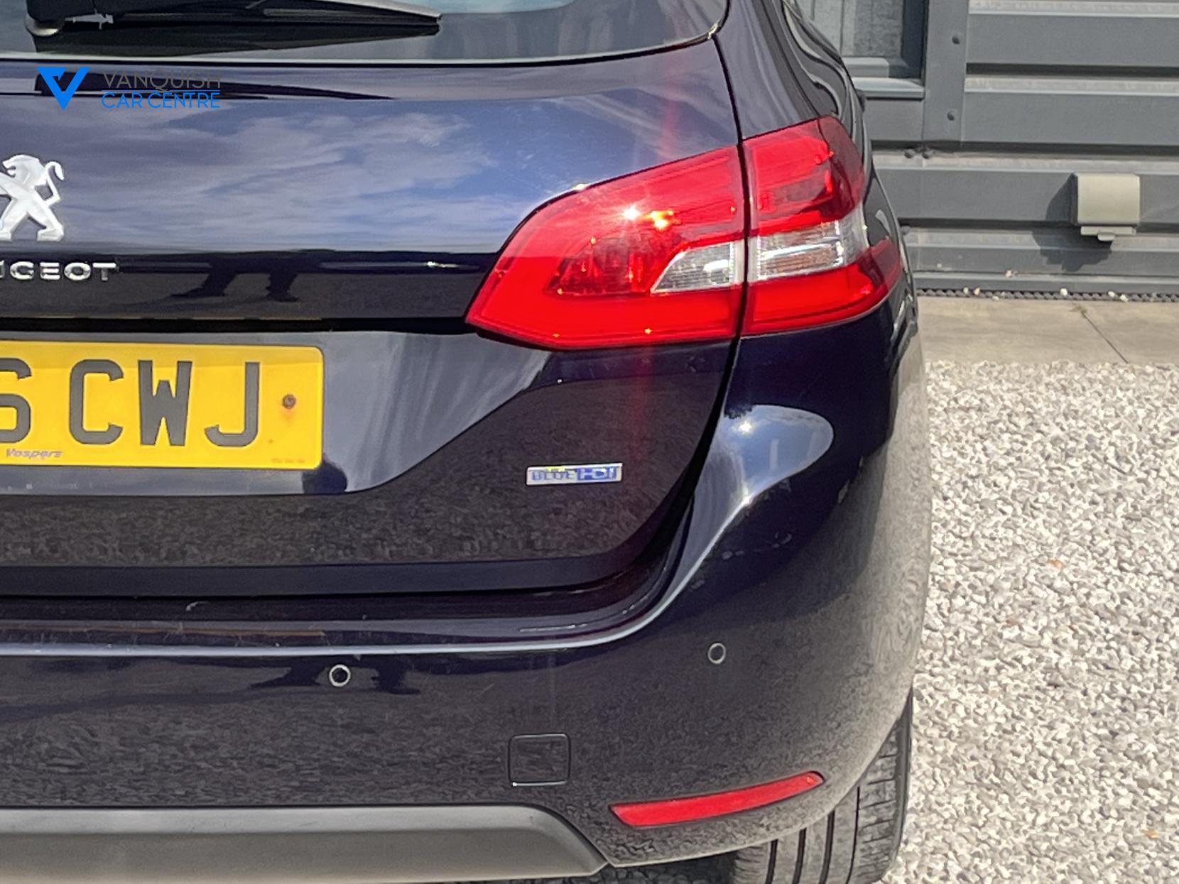 Peugeot 308 SW 1.6 BlueHDi Allure Estate 5dr Diesel Manual Euro 6 (s/s) (120 ps)