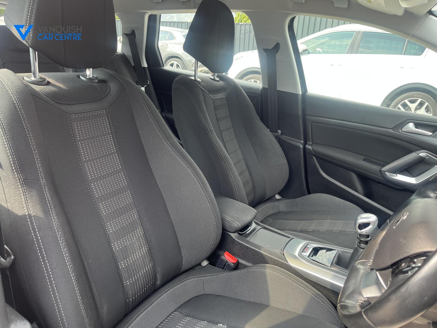 Peugeot 308 SW 1.6 BlueHDi Allure Estate 5dr Diesel Manual Euro 6 (s/s) (120 ps)