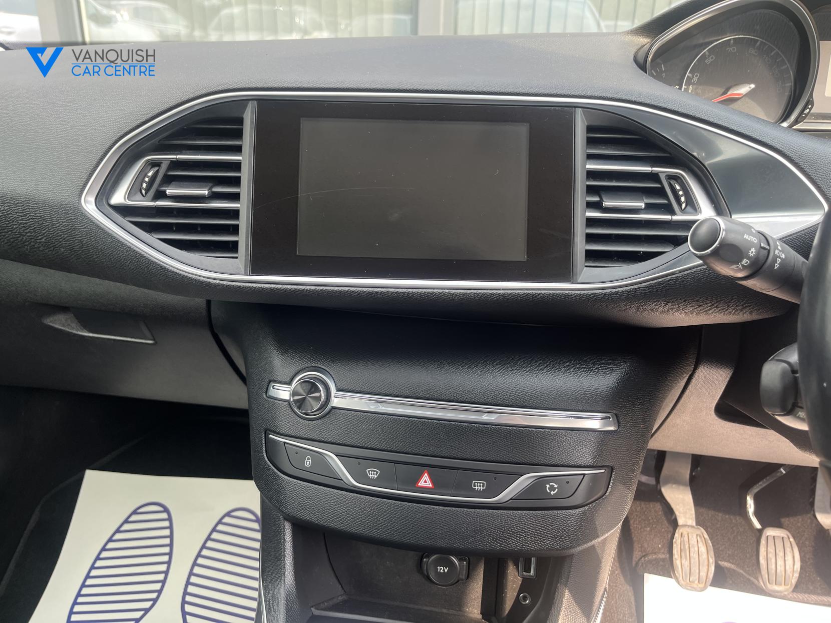 Peugeot 308 SW 1.6 BlueHDi Allure Estate 5dr Diesel Manual Euro 6 (s/s) (120 ps)