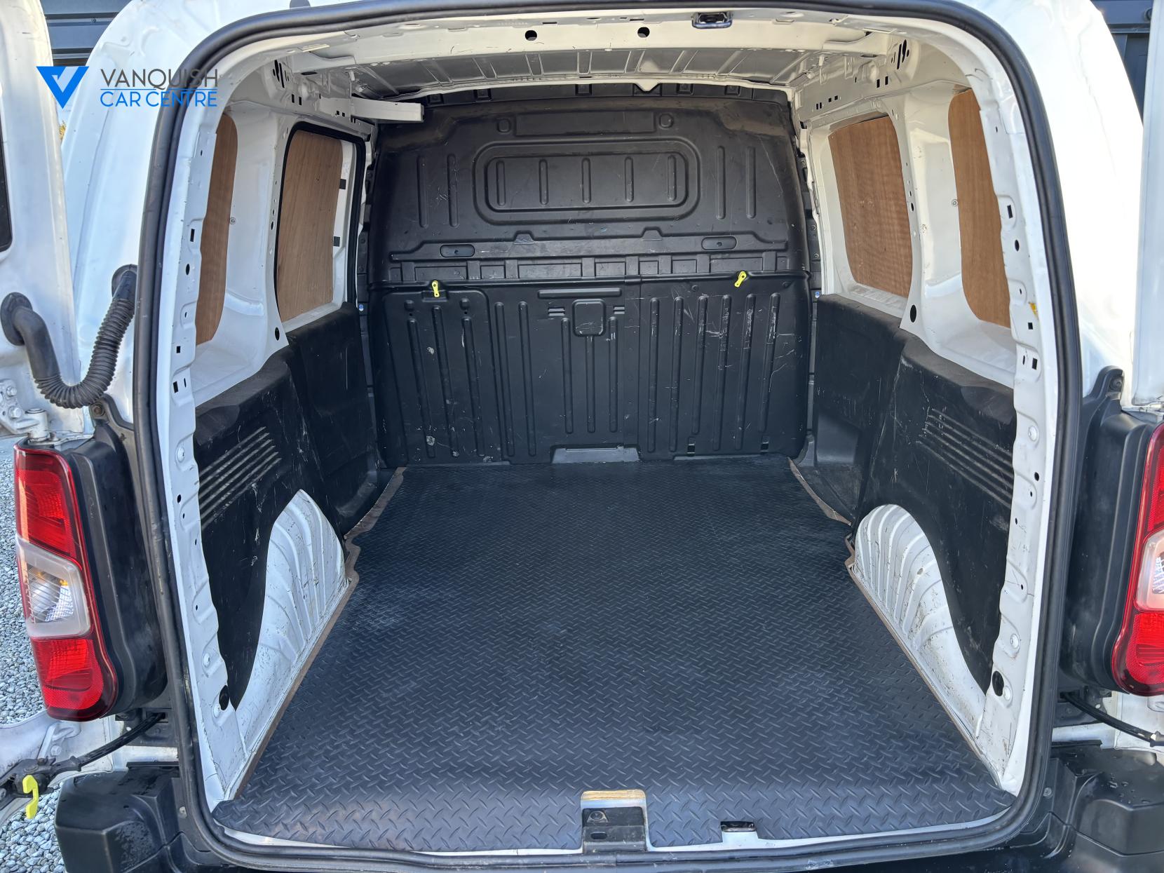 Citroen Berlingo 1.6 BlueHDi 650 Enterprise M Panel Van 5dr Diesel Manual SWB Euro 6 (75 ps)