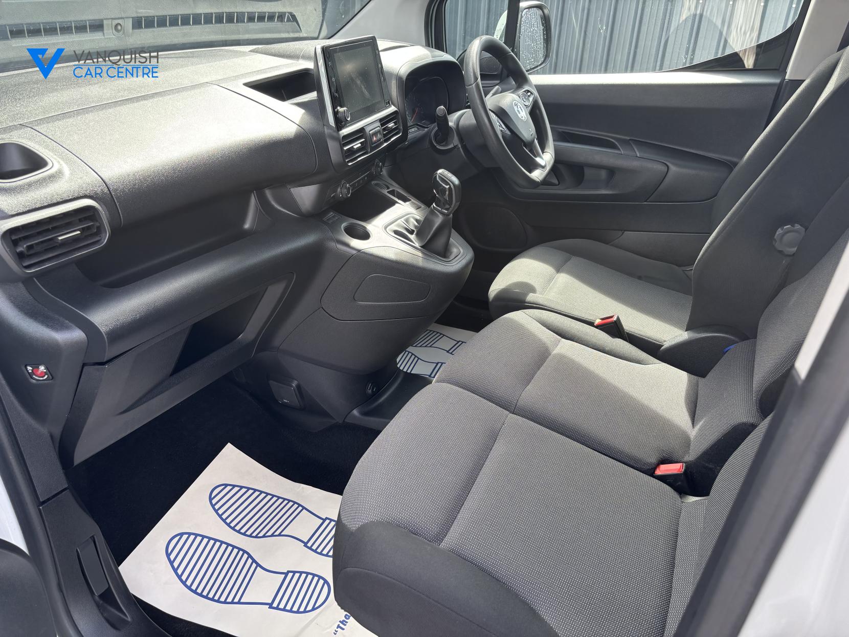 Vauxhall Combo 1.5 Turbo D 2300 Sportive Panel Van 4dr Diesel Manual L1 H1 Euro 6 (100 ps)