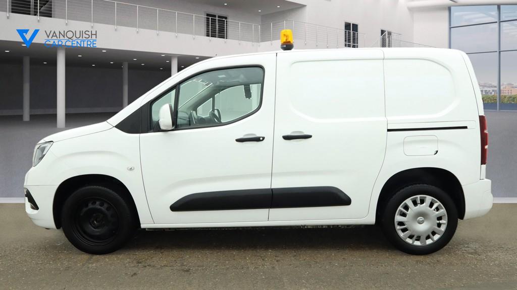 Vauxhall Combo 1.5 Turbo D 2300 Sportive Panel Van 4dr Diesel Manual L1 H1 Euro 6 (100 ps)