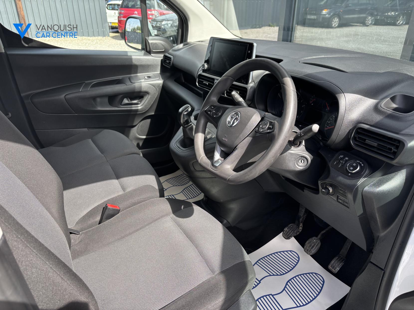 Vauxhall Combo 1.5 Turbo D 2300 Sportive Panel Van 4dr Diesel Manual L1 H1 Euro 6 (100 ps)