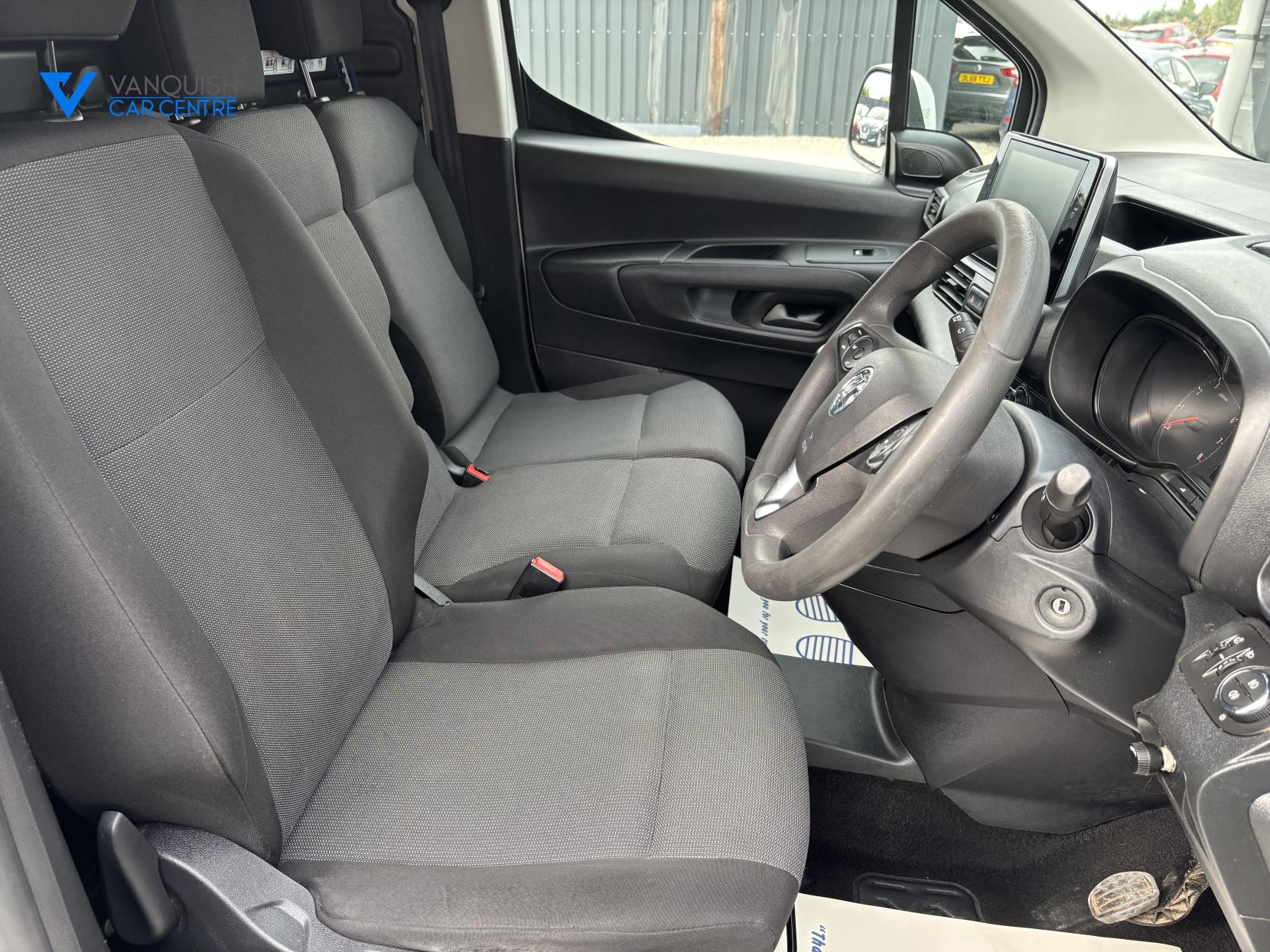Vauxhall Combo 1.5 Turbo D 2300 Sportive Panel Van 4dr Diesel Manual L1 H1 Euro 6 (100 ps)