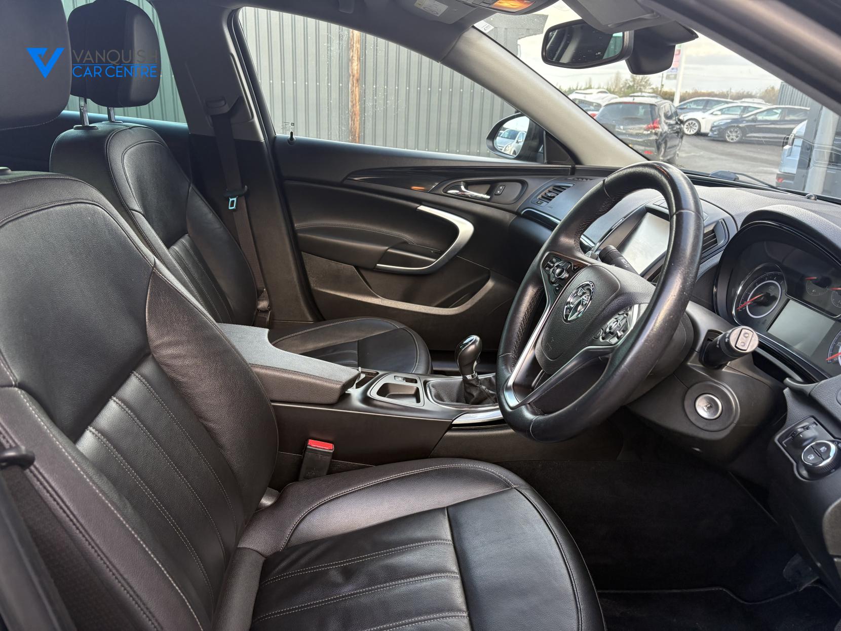 Vauxhall Insignia 1.6 CDTi ecoFLEX Elite Nav Sports Tourer 5dr Diesel Manual Euro 6 (s/s) (136 ps)