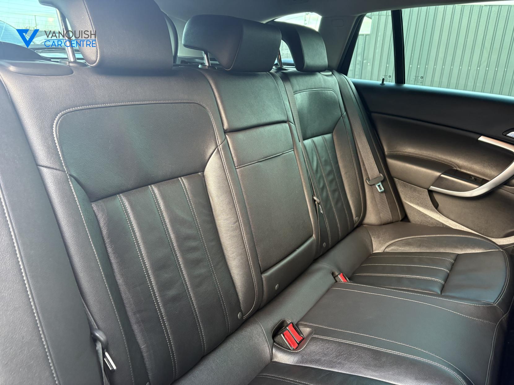 Vauxhall Insignia 1.6 CDTi ecoFLEX Elite Nav Sports Tourer 5dr Diesel Manual Euro 6 (s/s) (136 ps)