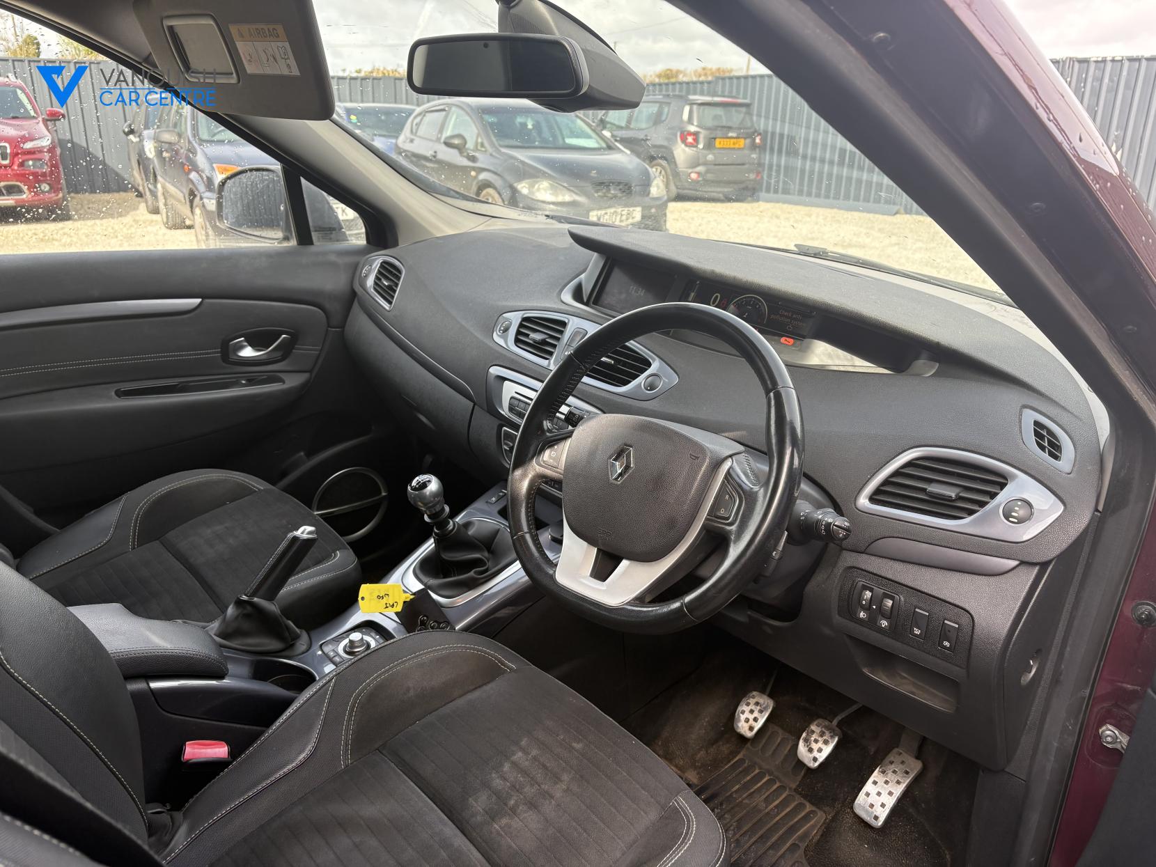 Renault Scenic Xmod 1.6 dCi ENERGY Dynamique TomTom MPV 5dr Diesel Manual Euro 5 (s/s) (130 ps)