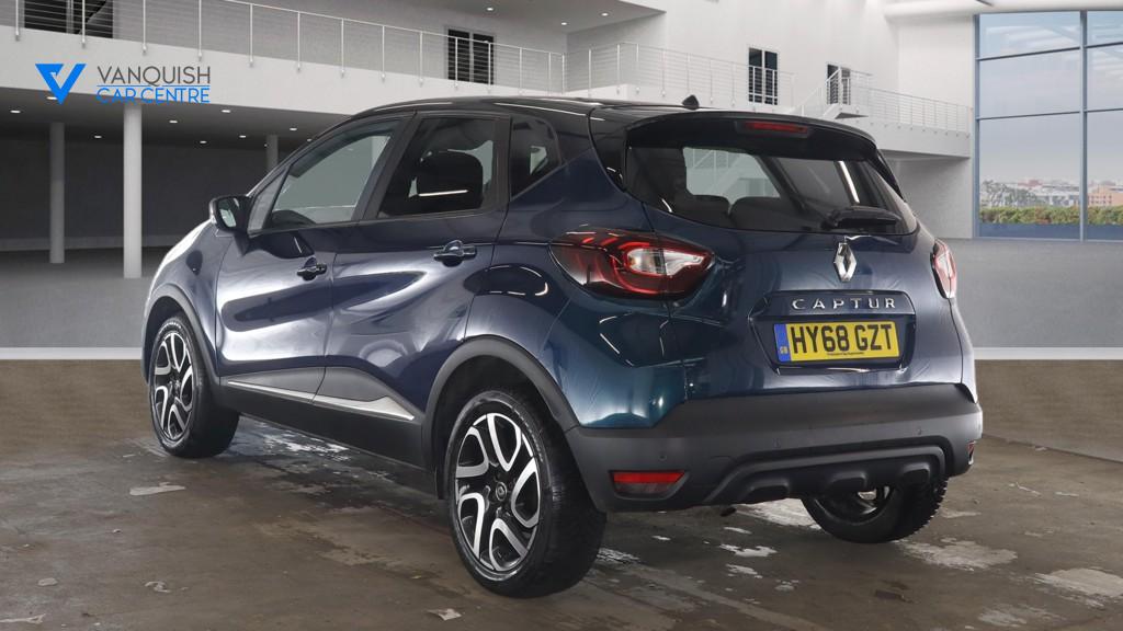 Renault Captur 0.9 TCe ENERGY Iconic SUV 5dr Petrol Manual Euro 6 (s/s) (90 ps)