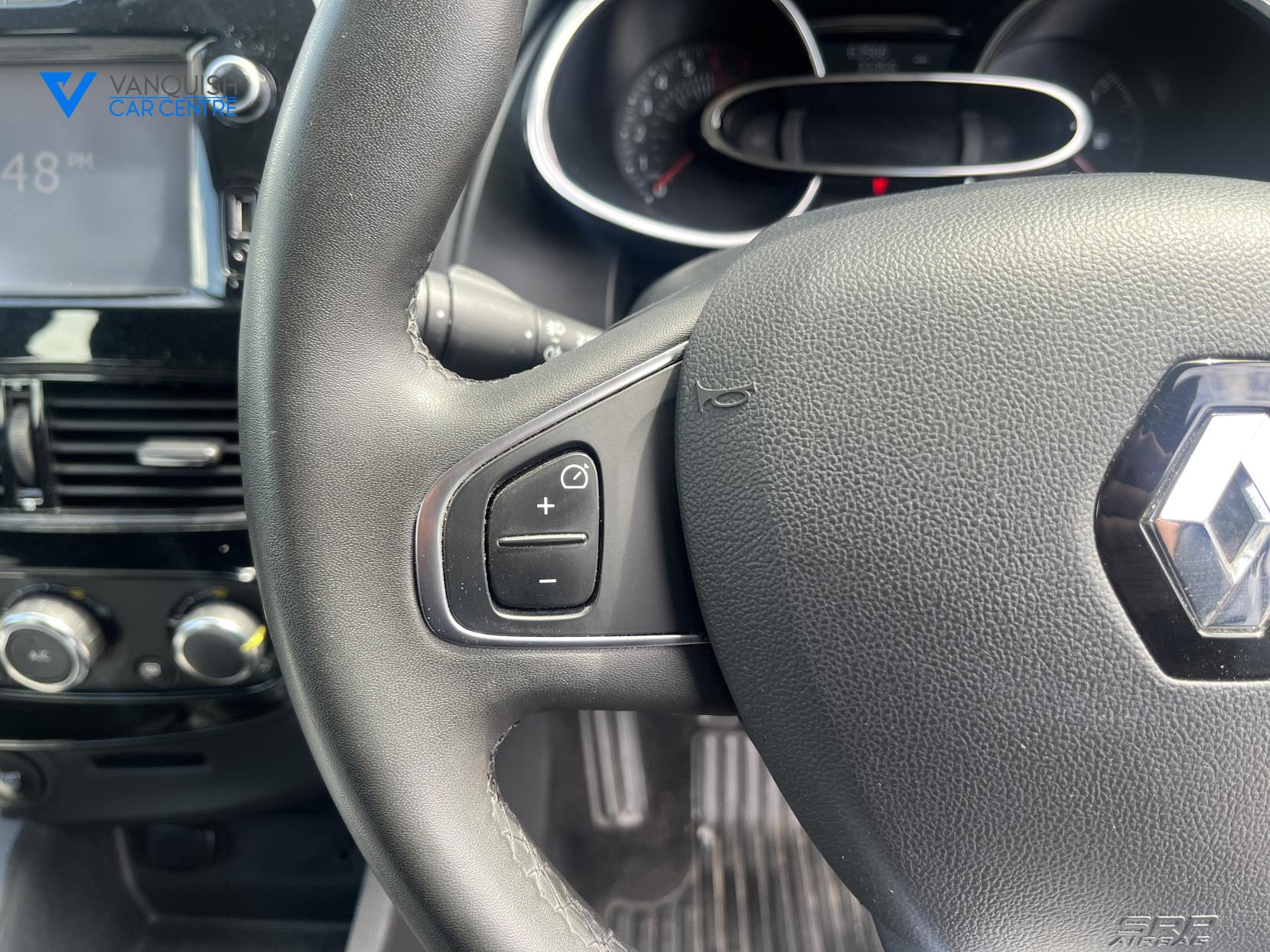 Renault Clio 1.2 16V Dynamique Nav Hatchback 5dr Petrol Manual Euro 6 (75 ps)