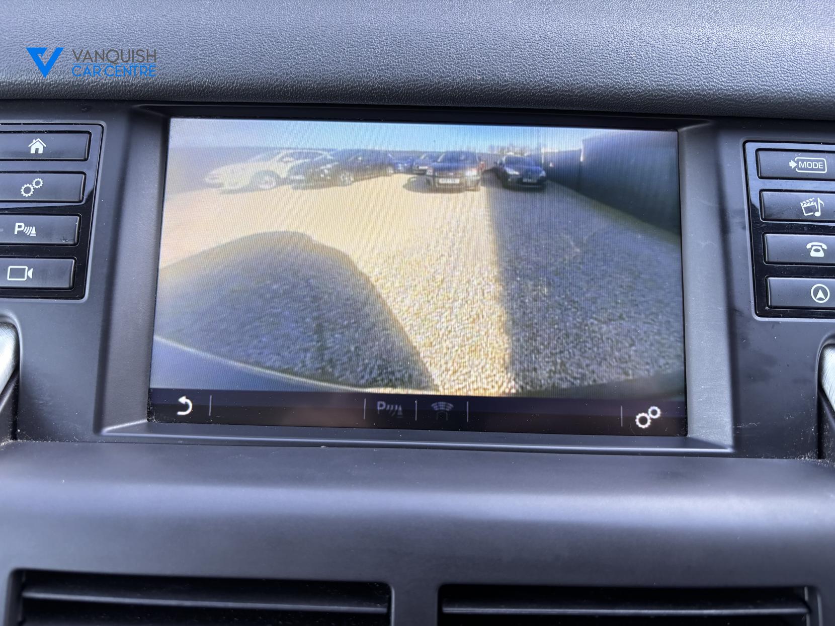 Land Rover Discovery Sport 2.0 TD4 SE Tech SUV 5dr Diesel Manual 4WD Euro 6 (s/s) (180 ps)