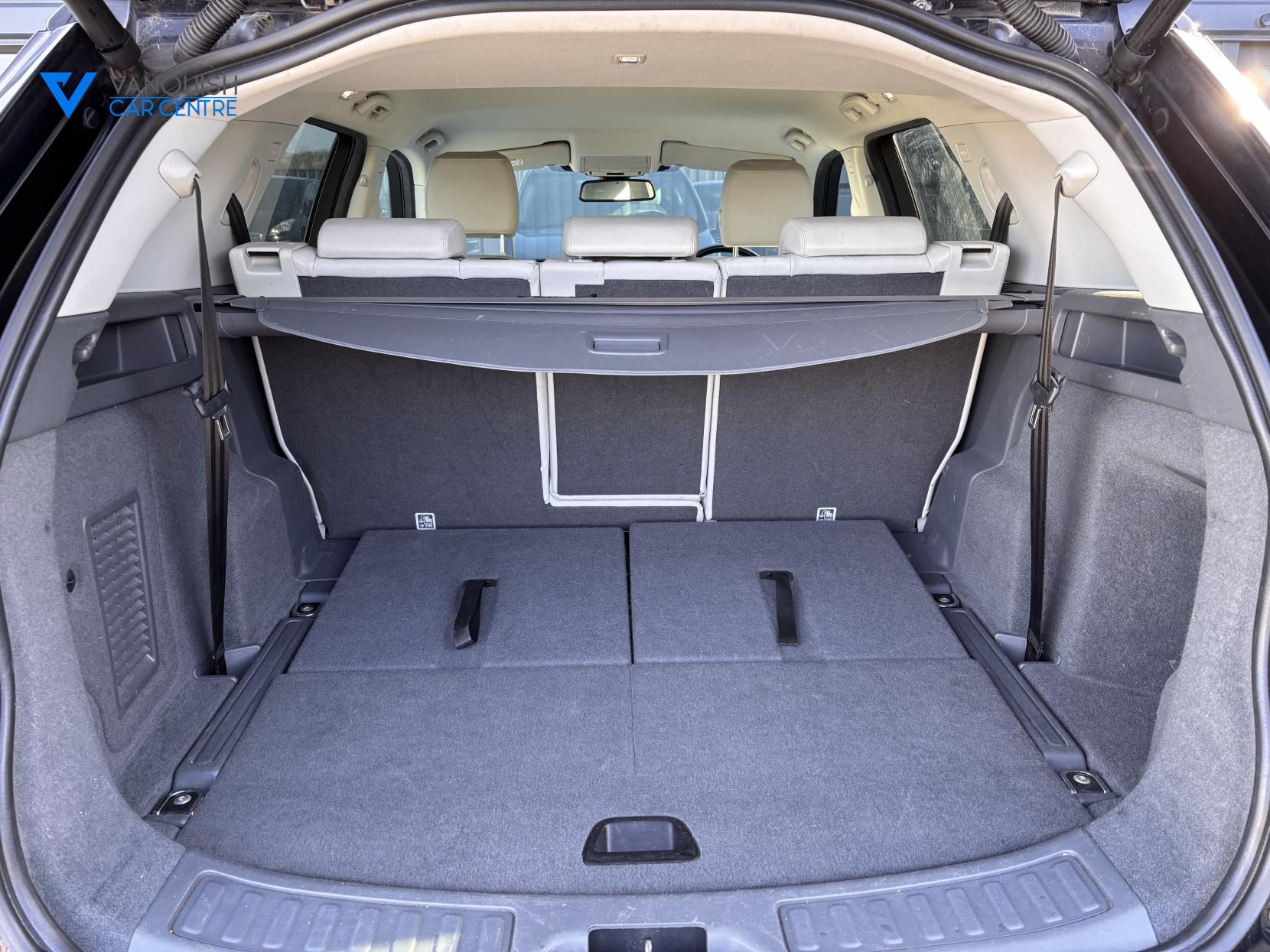 Land Rover Discovery Sport 2.0 TD4 SE Tech SUV 5dr Diesel Manual 4WD Euro 6 (s/s) (180 ps)