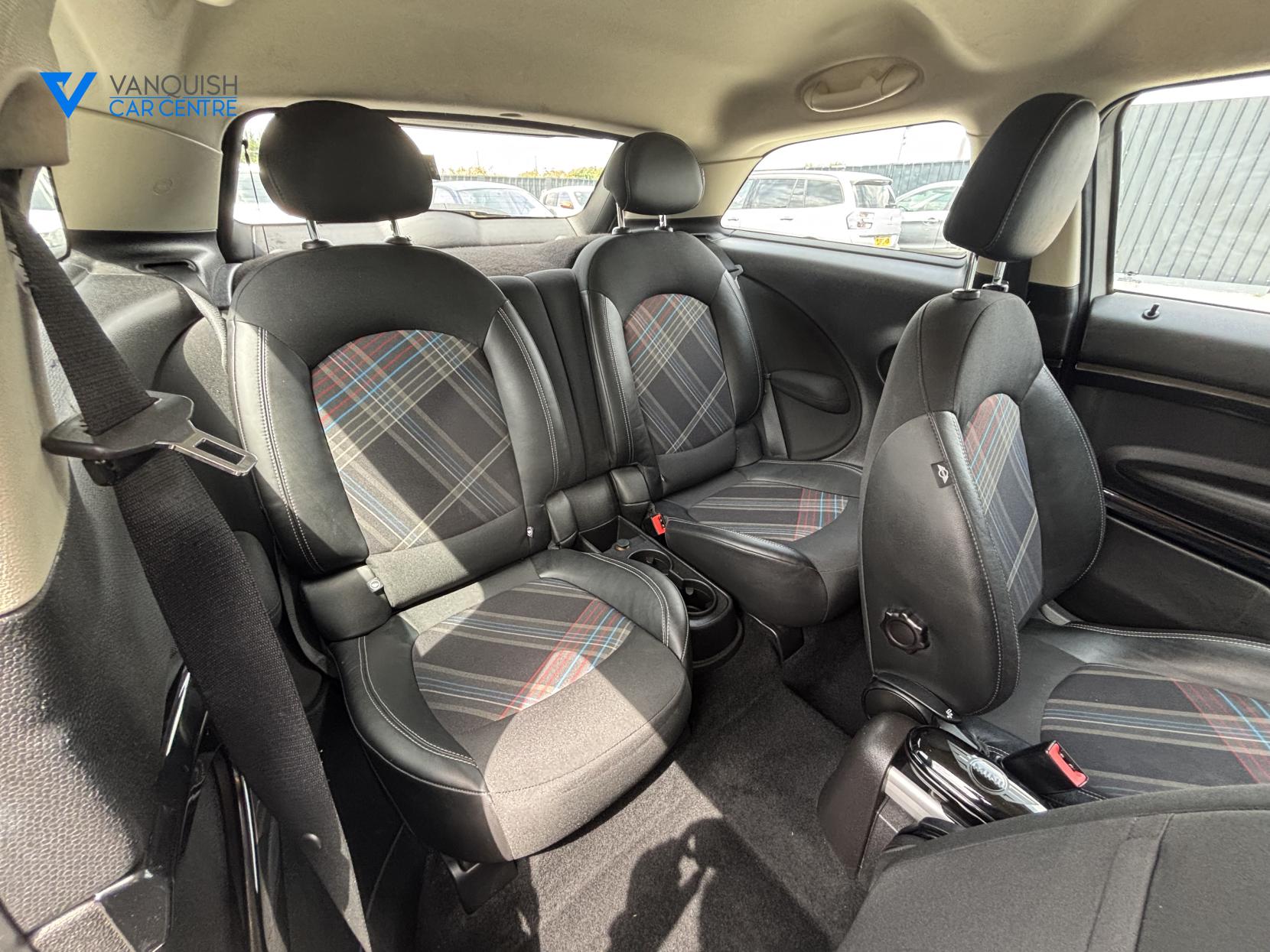 MINI Paceman 1.6 Cooper D SUV 3dr Diesel Manual Euro 5 (s/s) (112 ps)