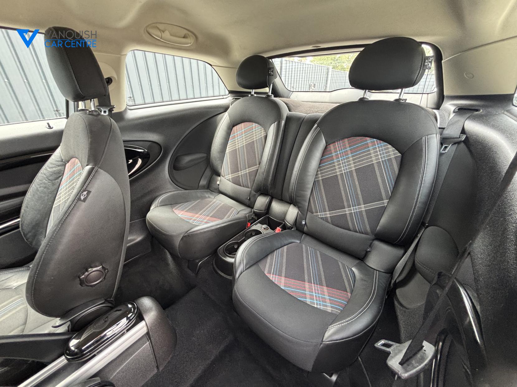 MINI Paceman 1.6 Cooper D SUV 3dr Diesel Manual Euro 5 (s/s) (112 ps)