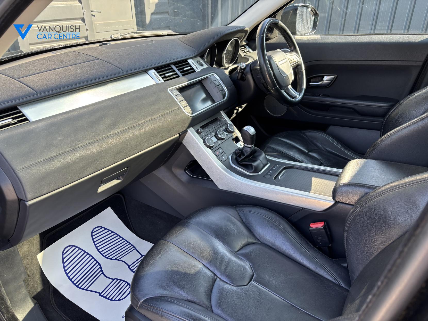 Land Rover Range Rover Evoque 2.2 SD4 Pure Tech SUV 5dr Diesel Manual 4WD Euro 5 (s/s) (190 ps)