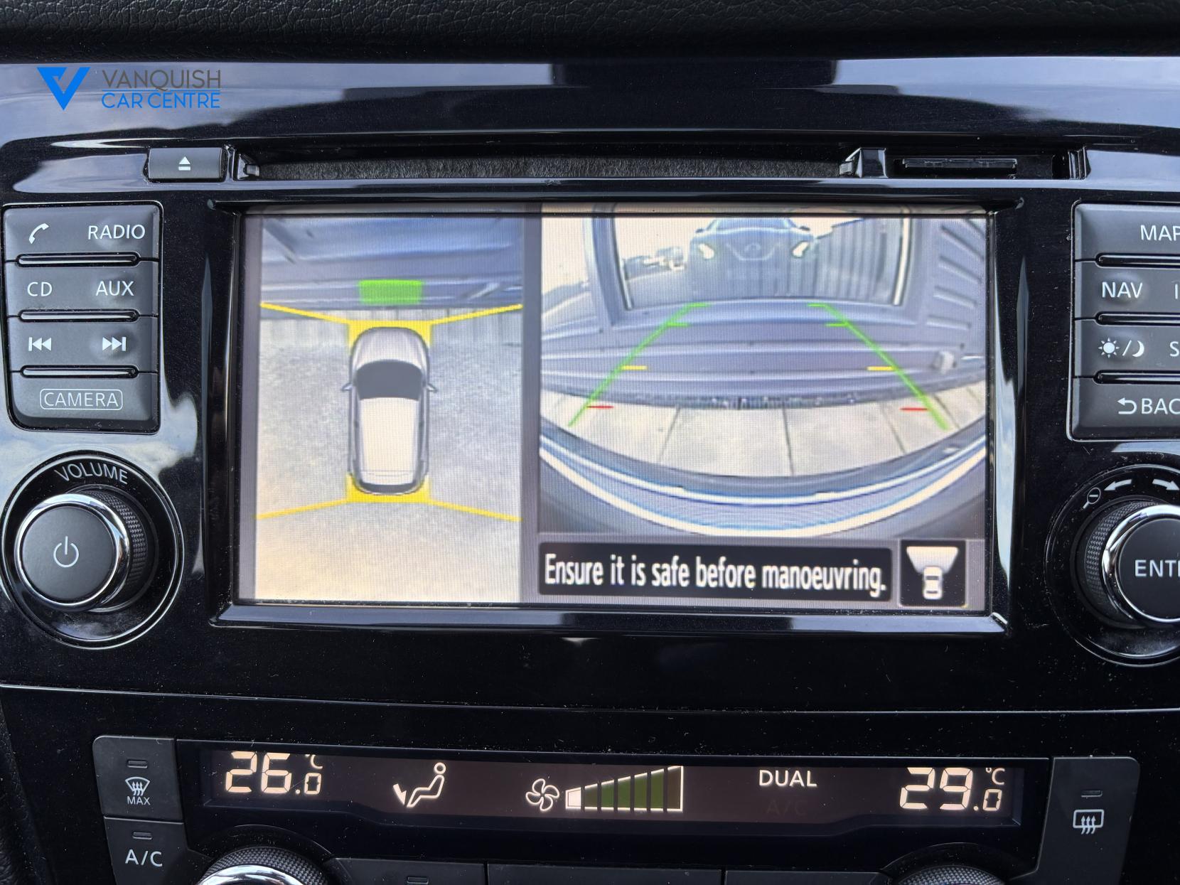 Nissan Qashqai 1.6 dCi N-Connecta SUV 5dr Diesel XTRON 2WD Euro 6 (s/s) (130 ps)