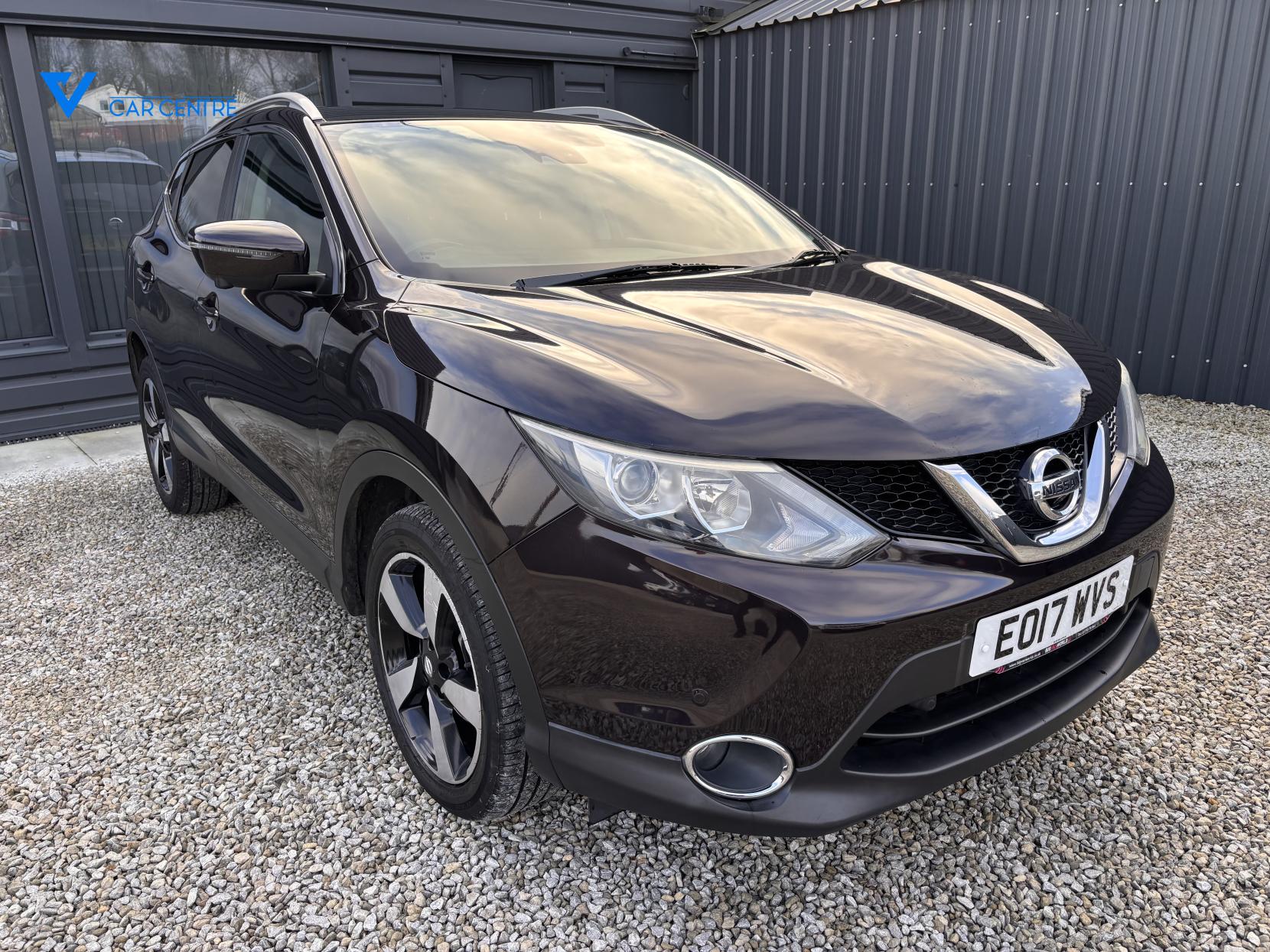 Nissan Qashqai 1.6 dCi N-Connecta SUV 5dr Diesel XTRON 2WD Euro 6 (s/s) (130 ps)
