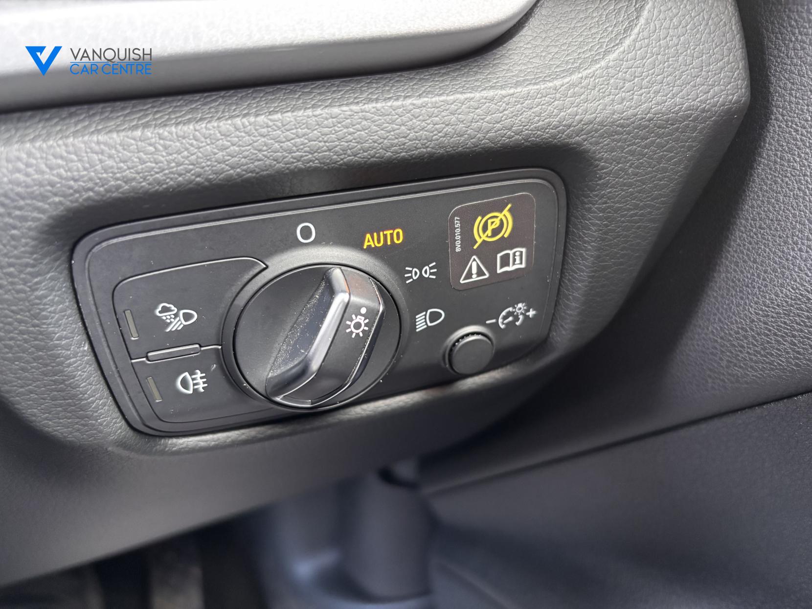 Audi A3 1.6 TDI SE Technik Sportback 5dr Diesel Manual Euro 6 (s/s) (116 ps)